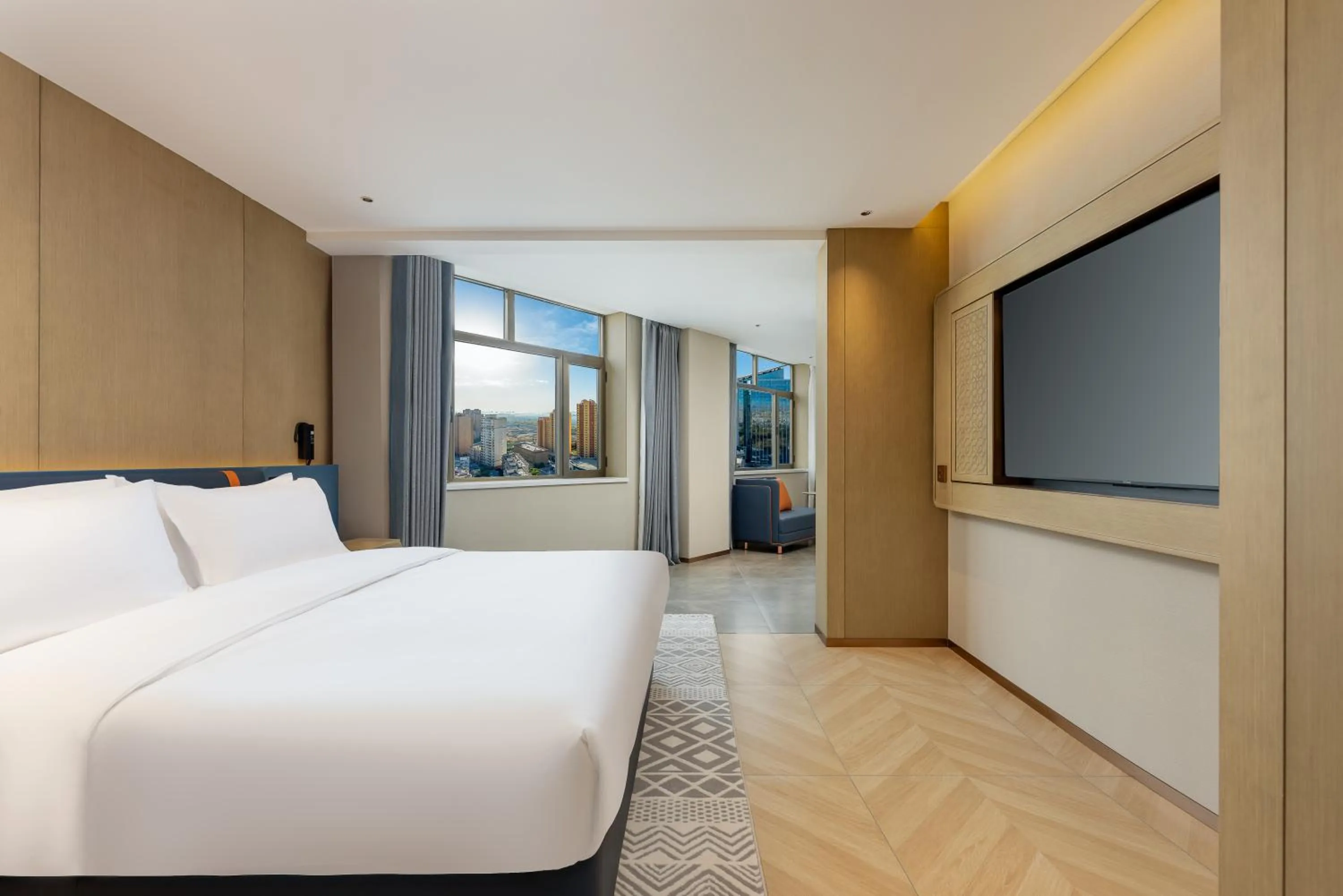 Standard King Room with Extra Floor Space in Holiday Inn Express Kashgar Downtown by IHG