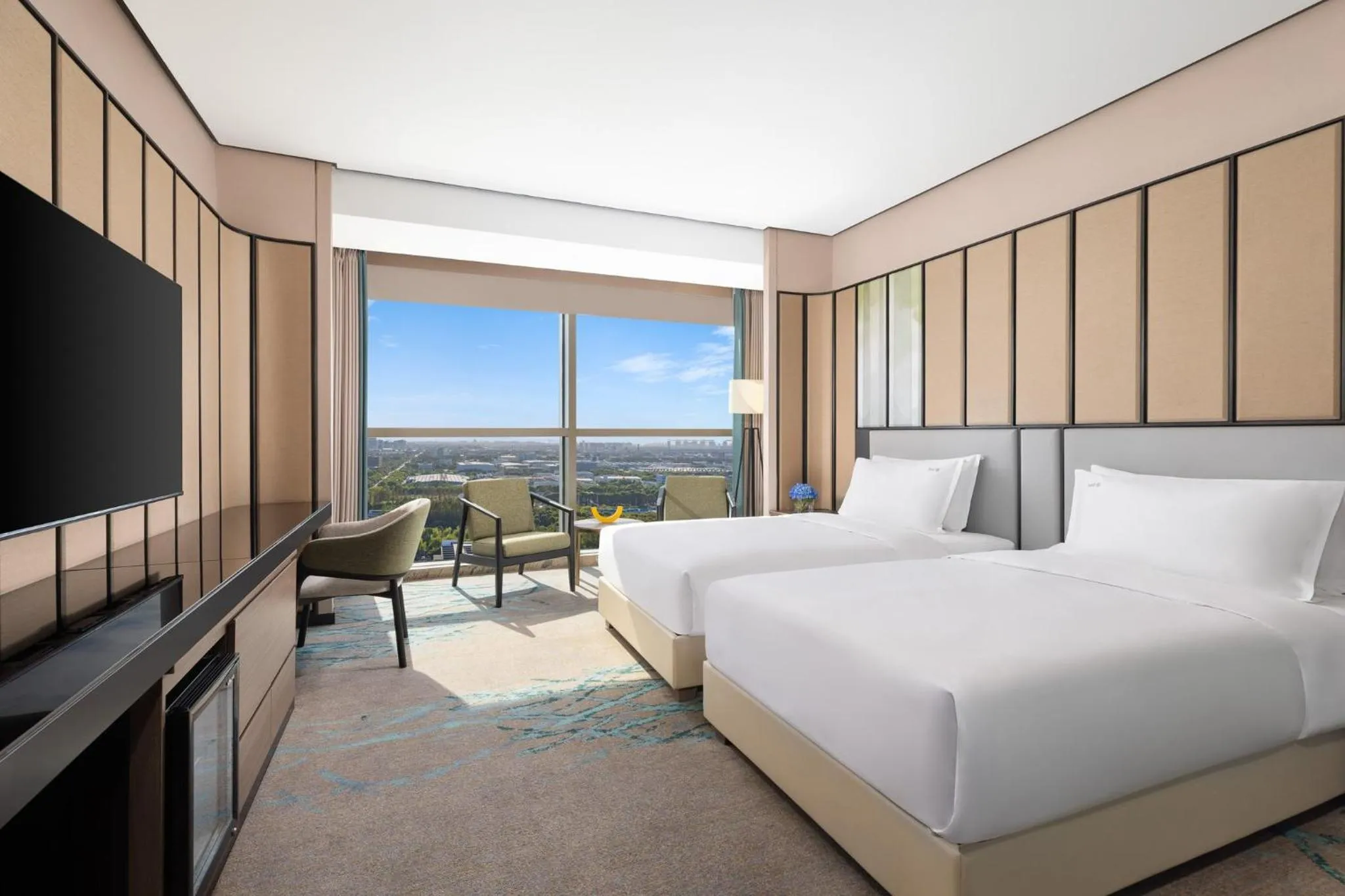 Photo of the whole room, Bed in Holiday Inn Shanghai Minhang Center by IHG