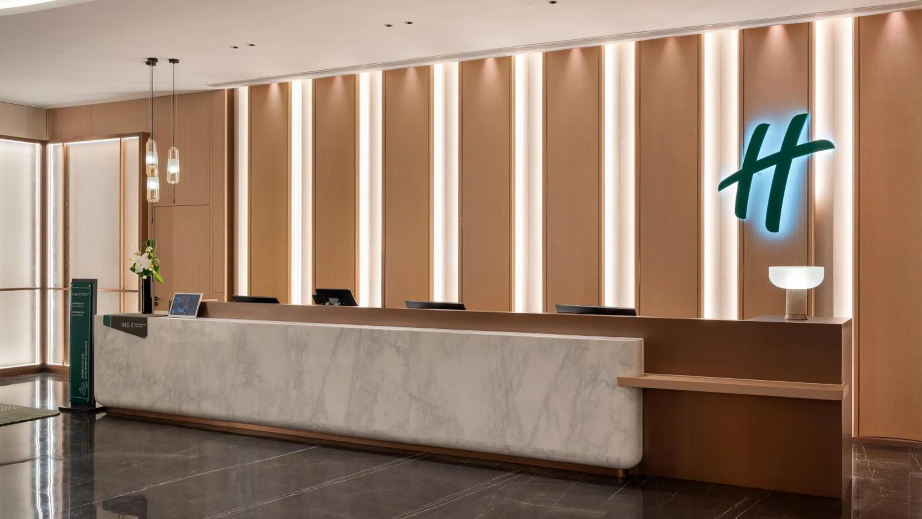 Property building in Holiday Inn Jinan Thousand Buddha Mountain by IHG