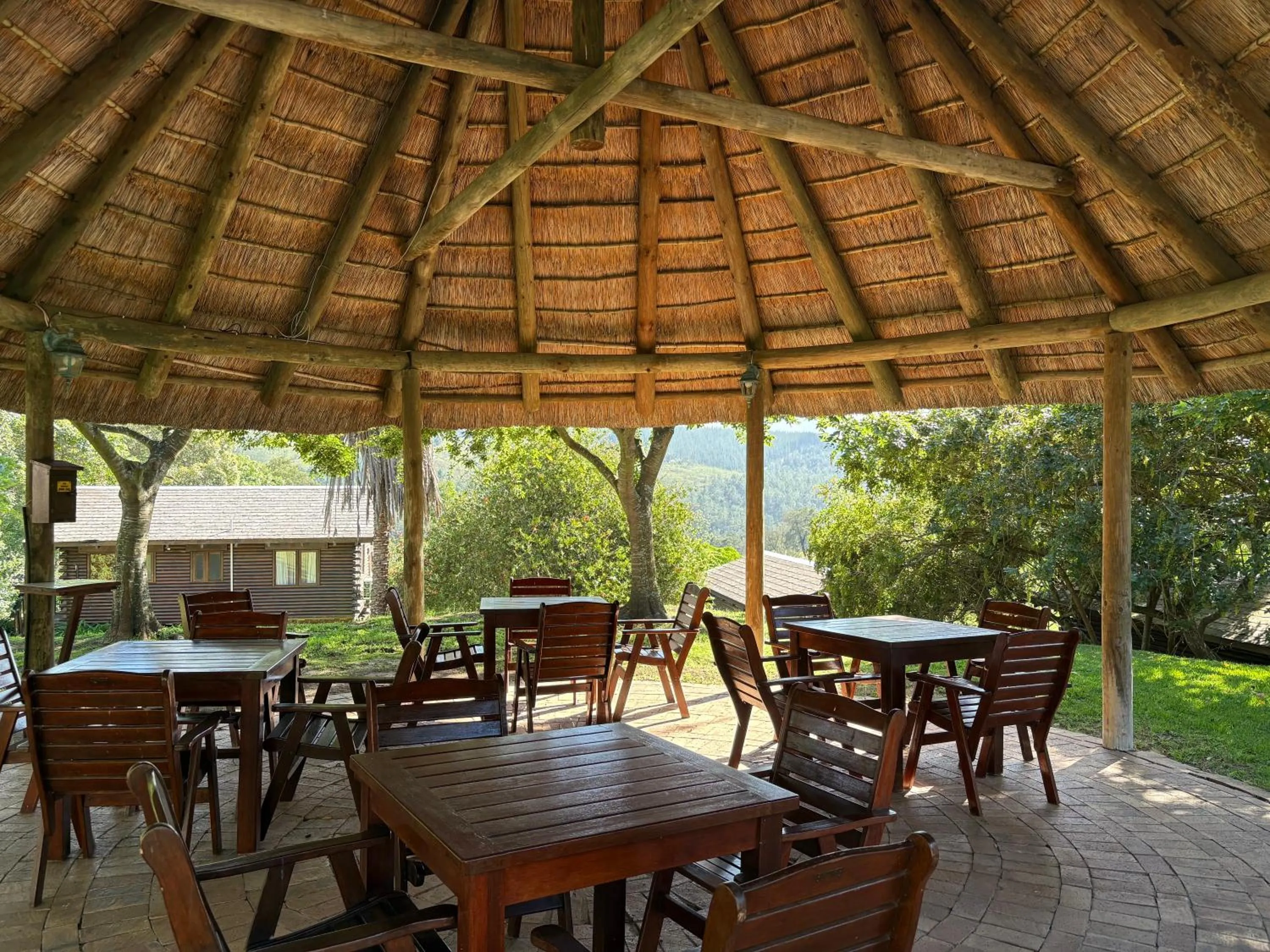 Patio in Eight Bells Mountain Inn