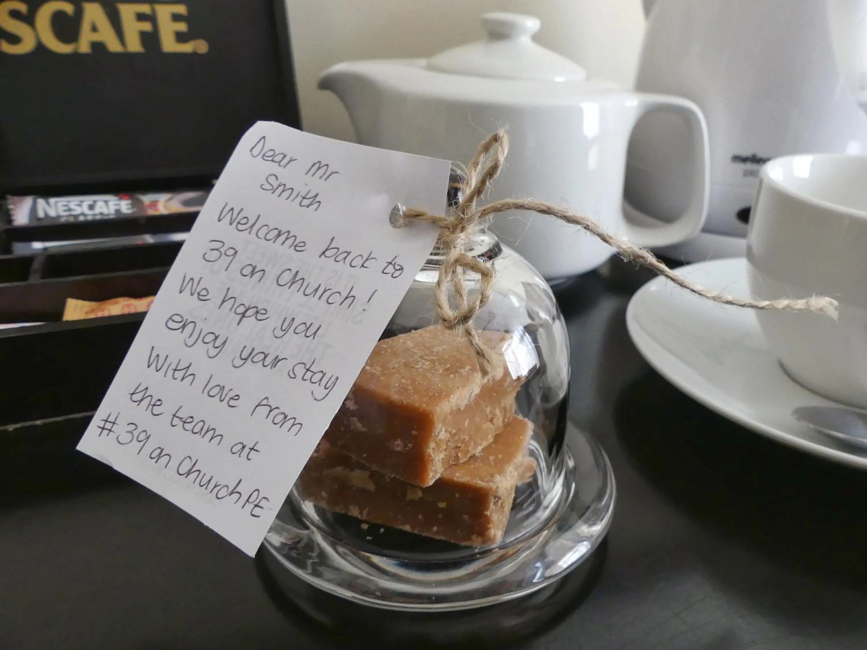 Coffee/tea facilities in 39 on Church