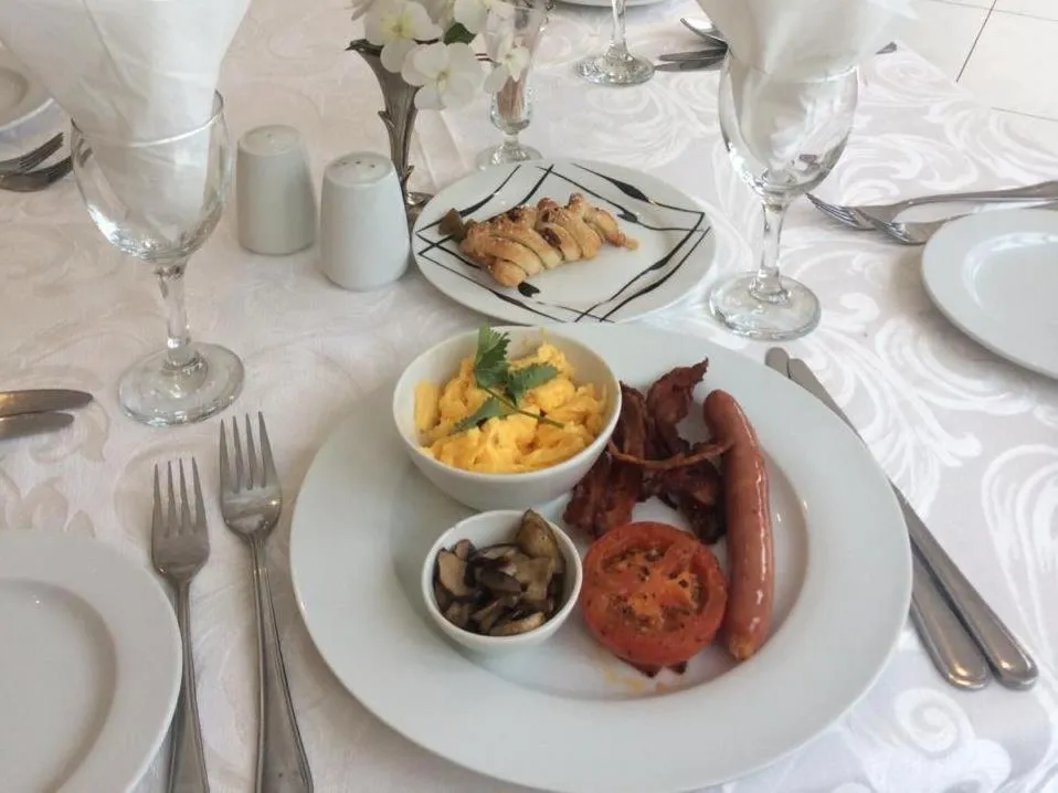 Food and drinks in 39 on Church