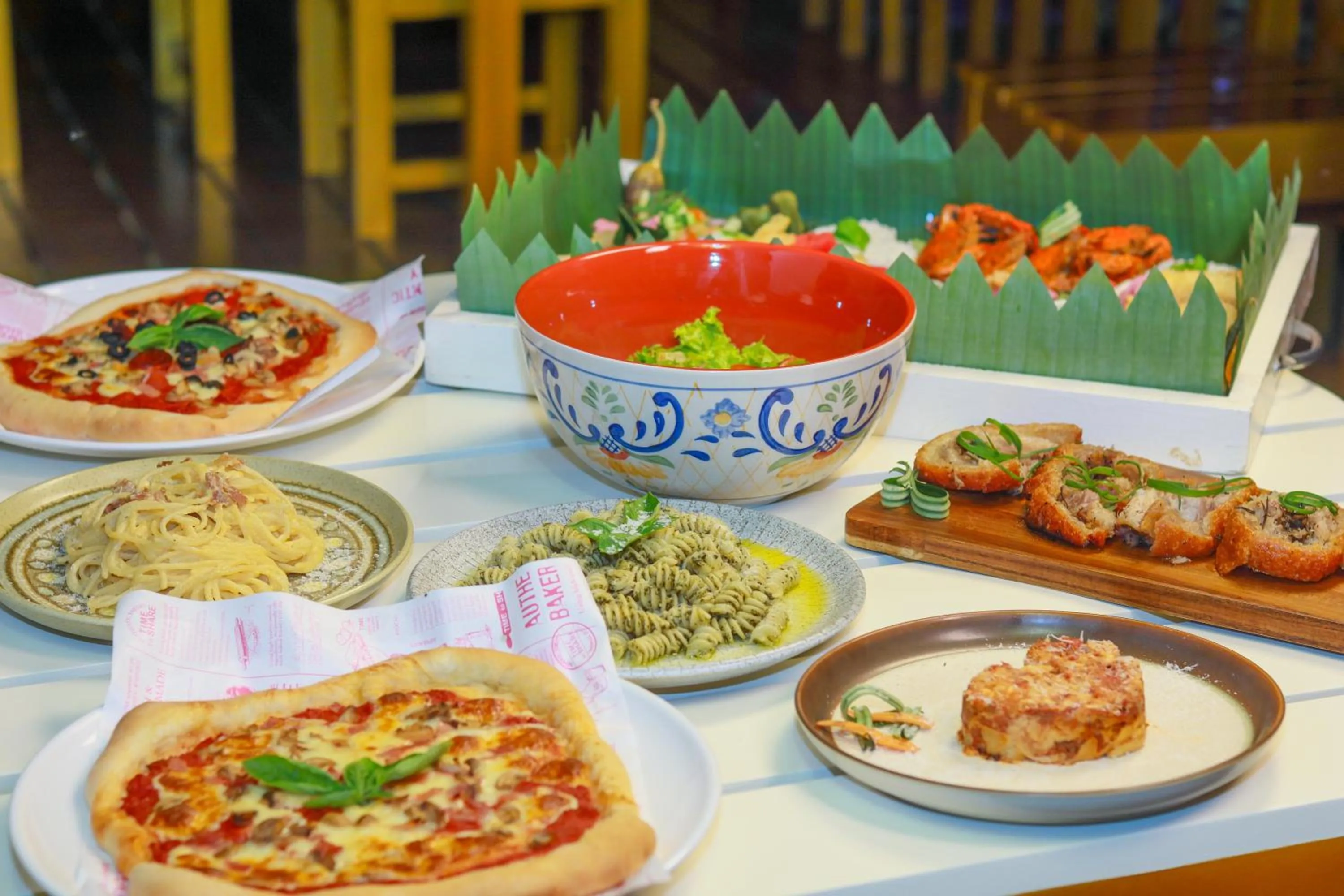 Restaurant/places to eat in Olana Bed and Breakfast