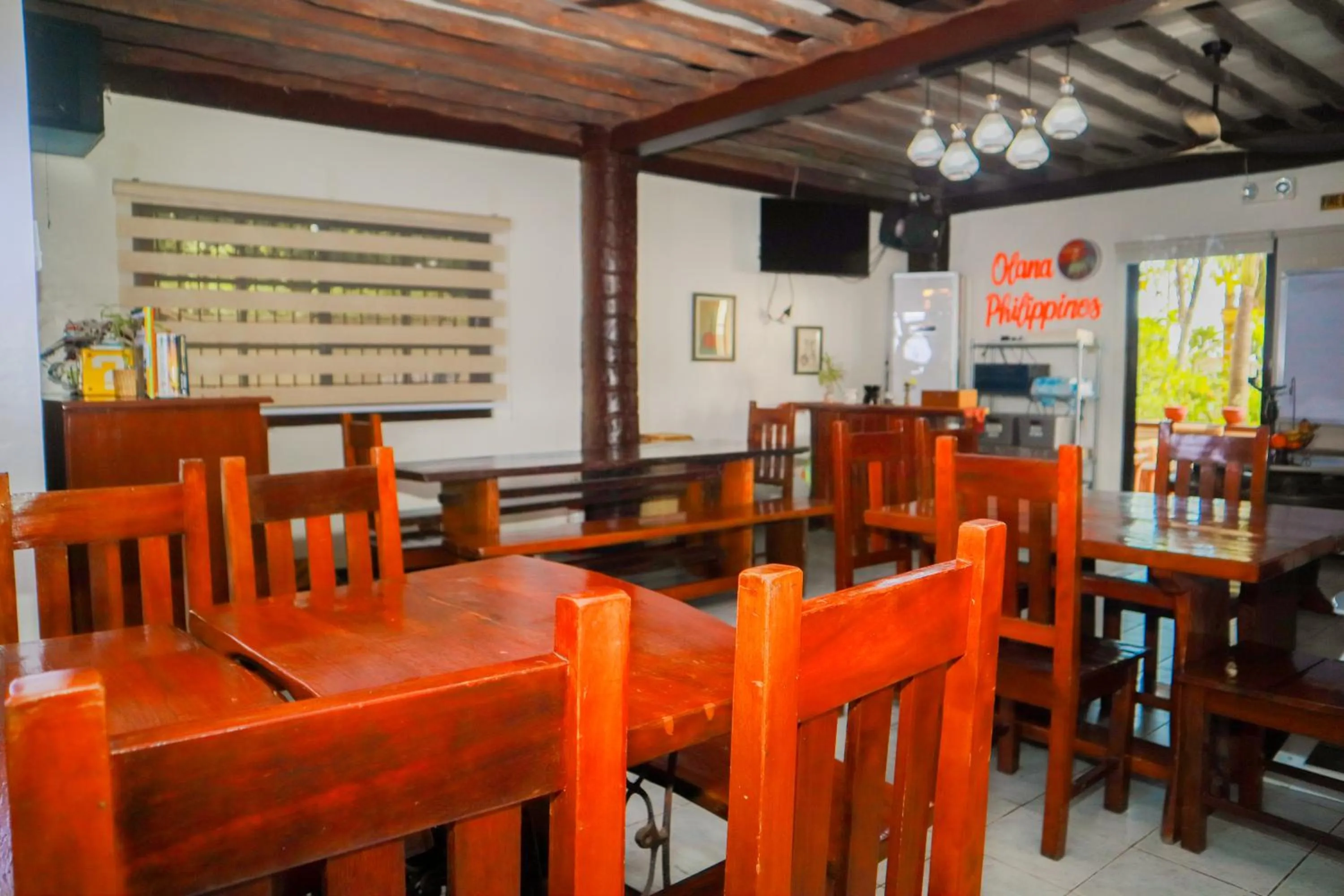 Property building in Olana Bed and Breakfast