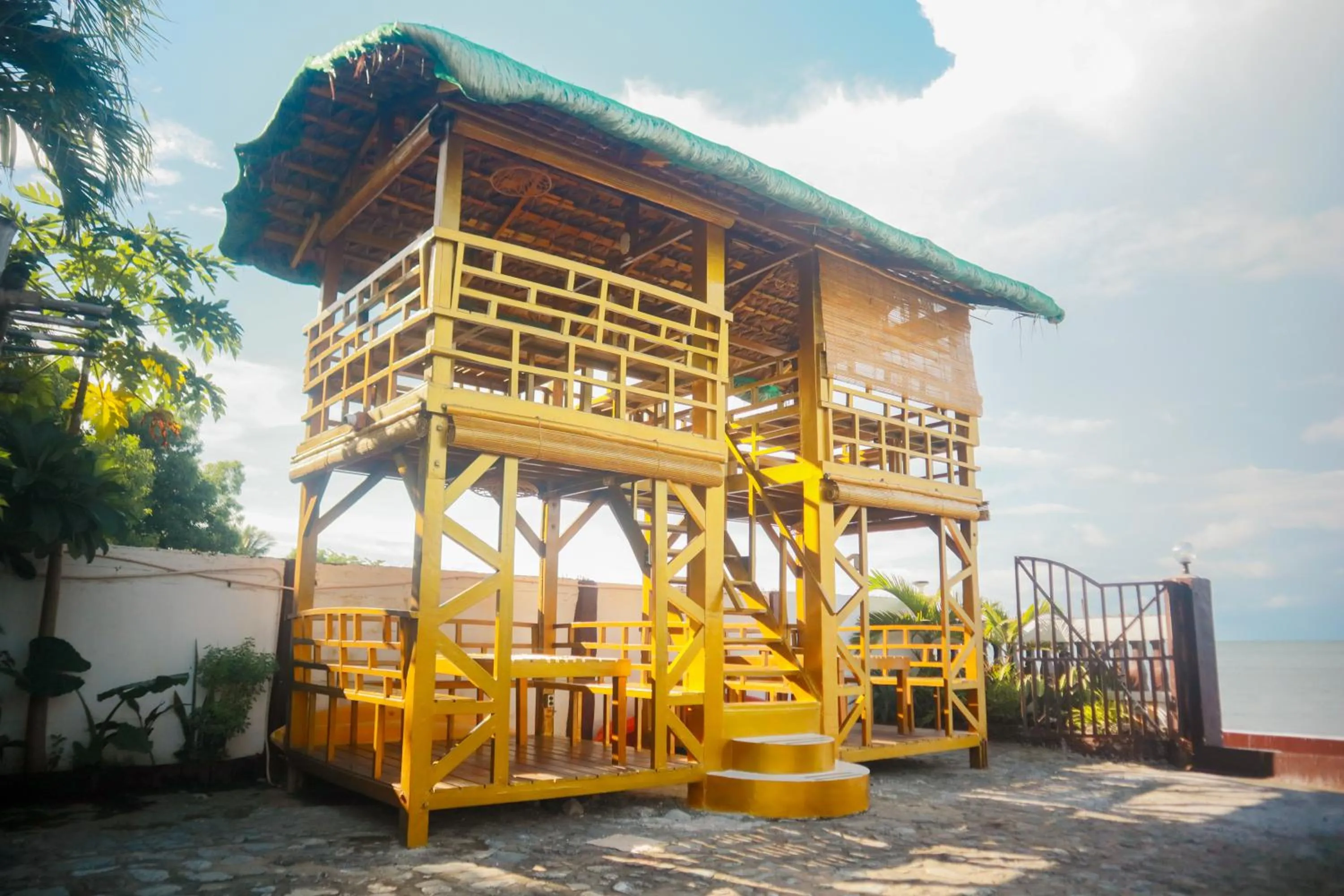 Property building in Olana Bed and Breakfast