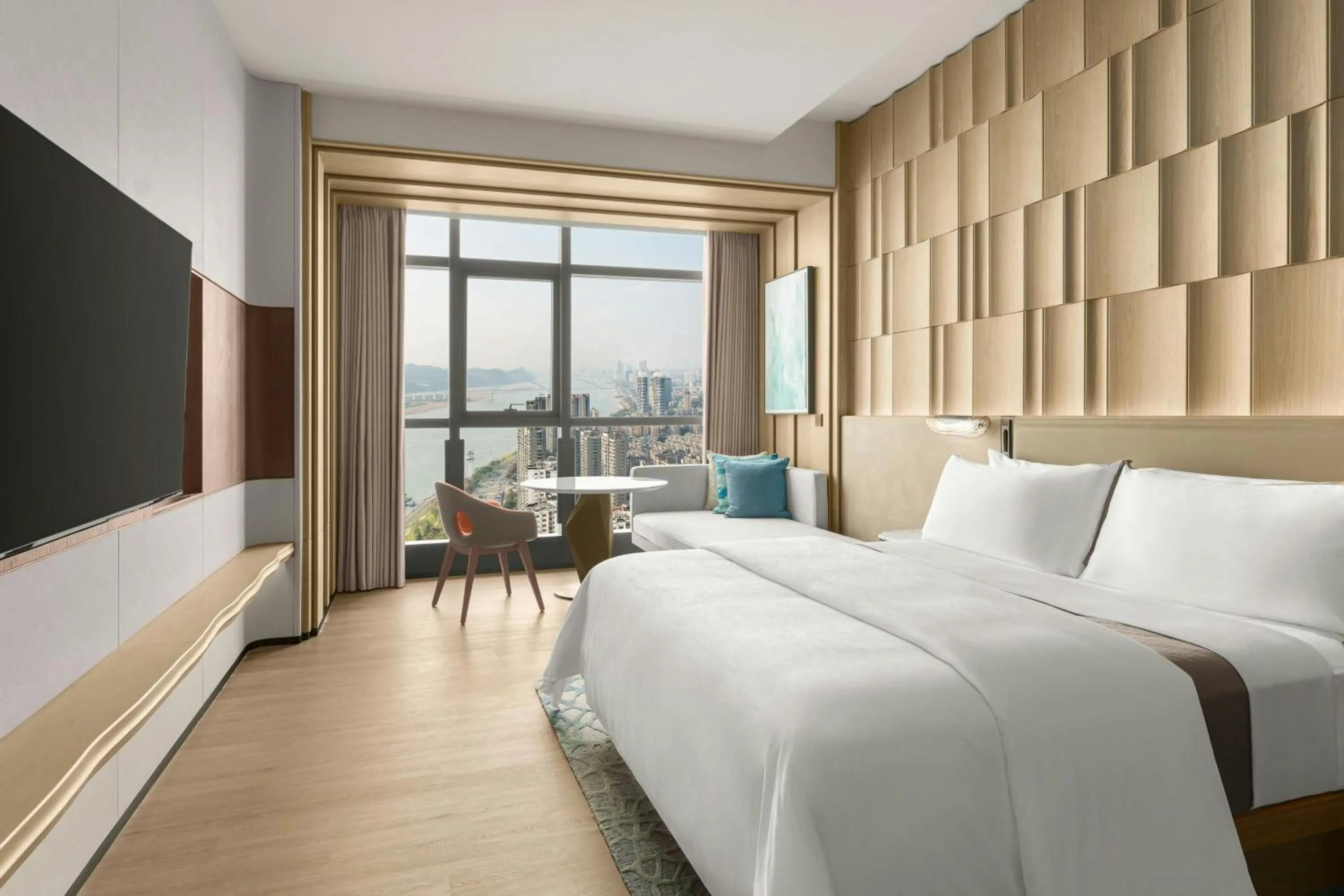 Photo of the whole room, Bed in The Westin Yichang