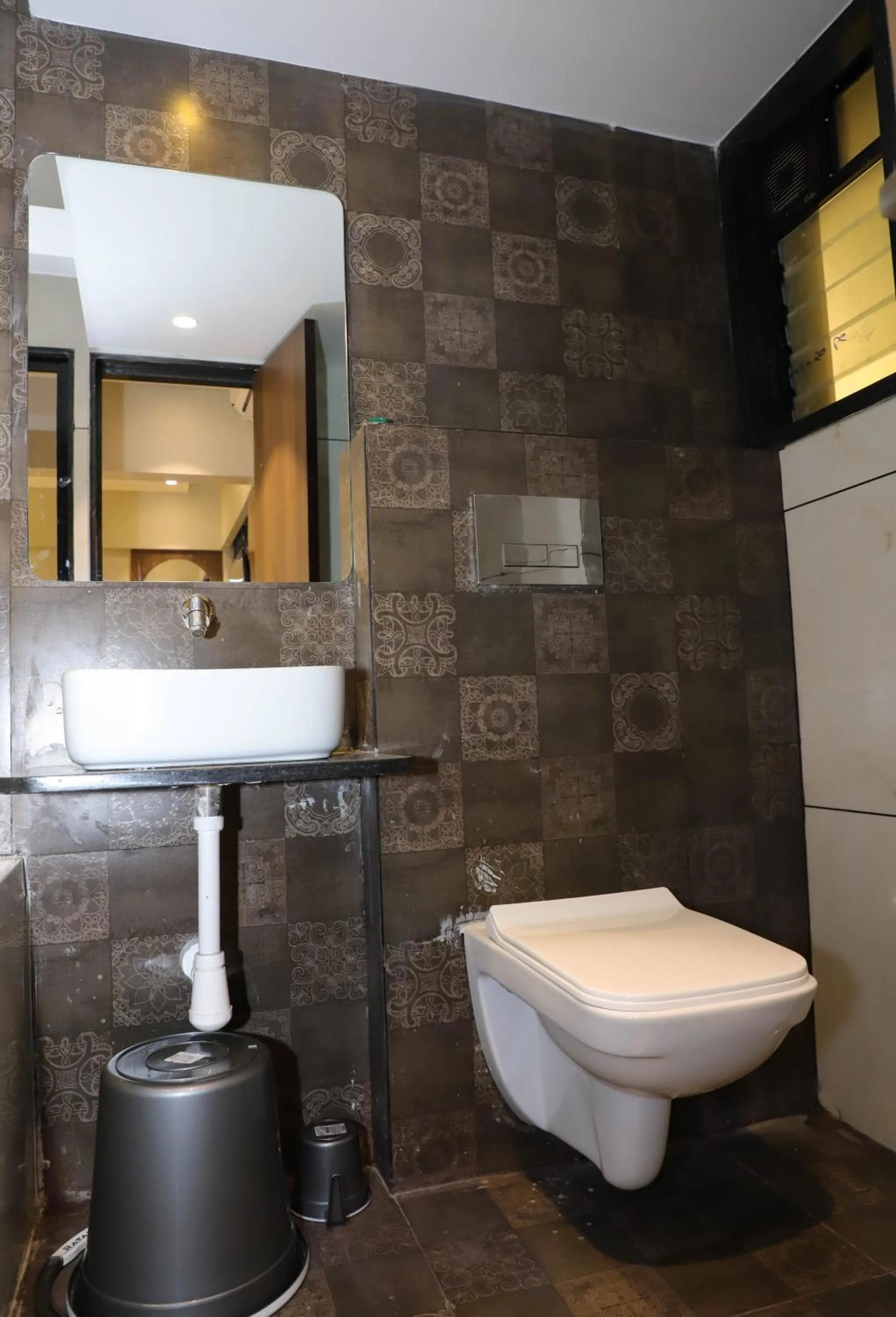 Twin Room in RK Hotel