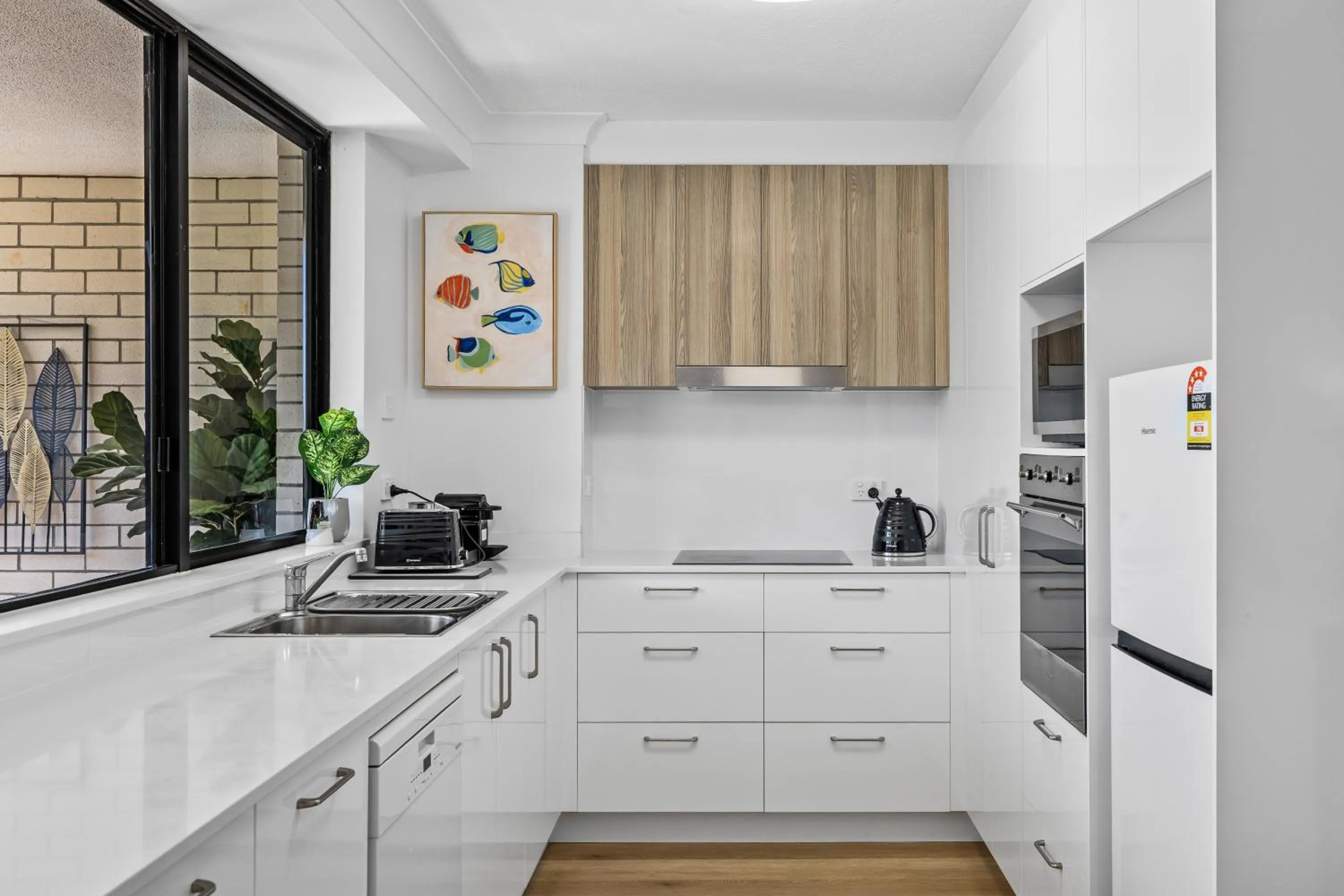 Kitchen or kitchenette in Burgess @ Kings Beach Apartments