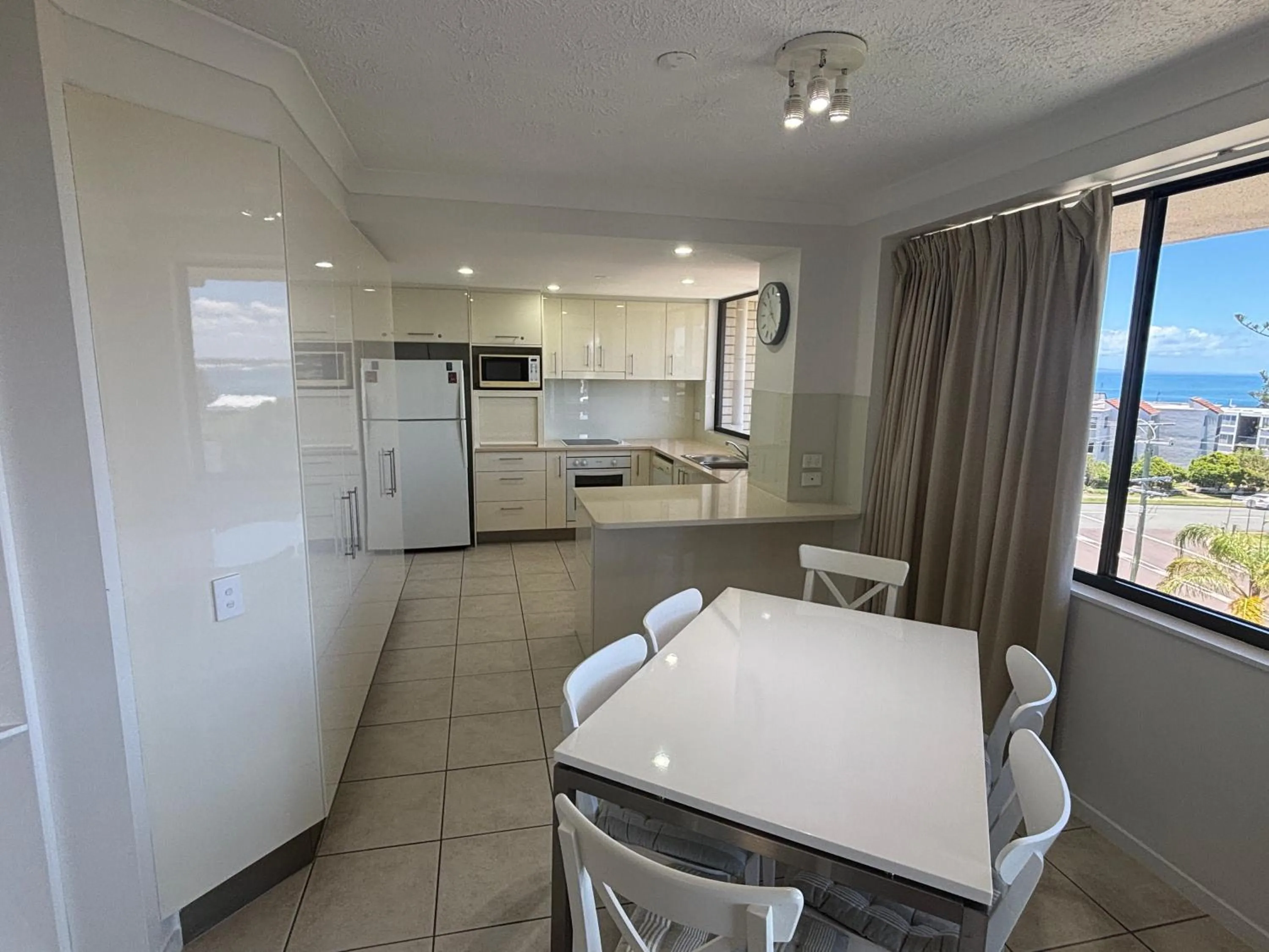 Burgess @ Kings Beach Apartments