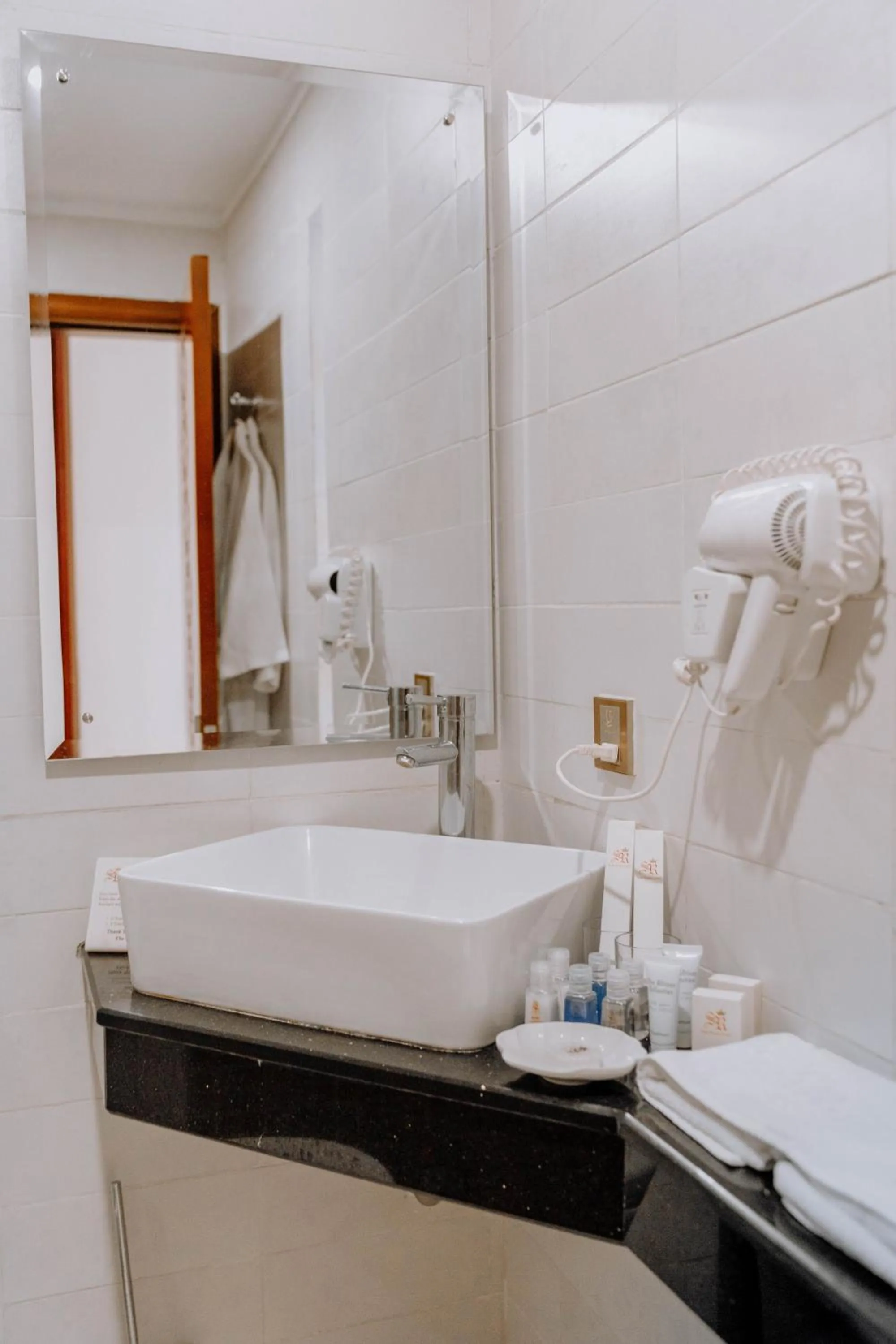 Bathroom in Saab Royale Hotel