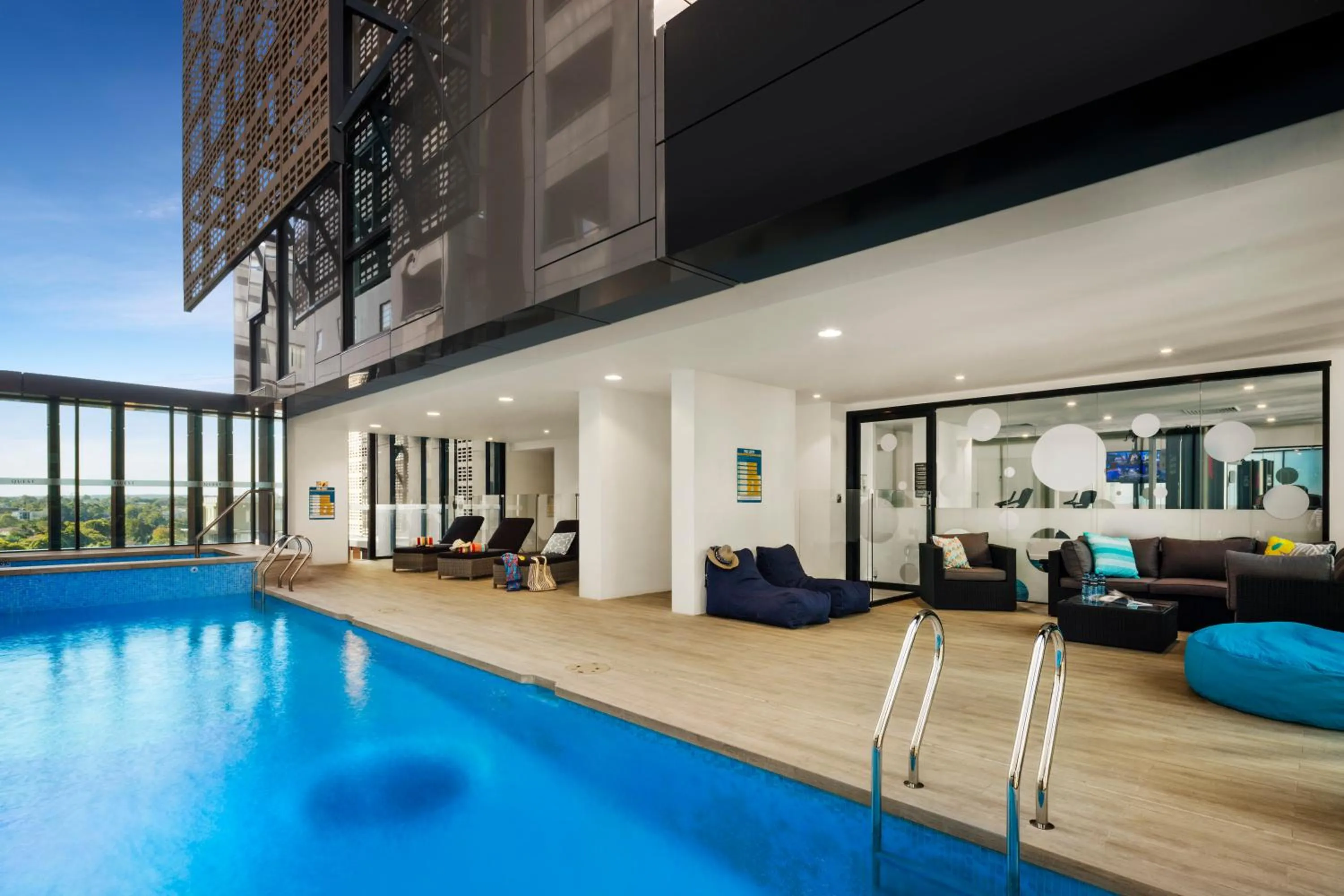 Swimming pool in Quest St Leonards