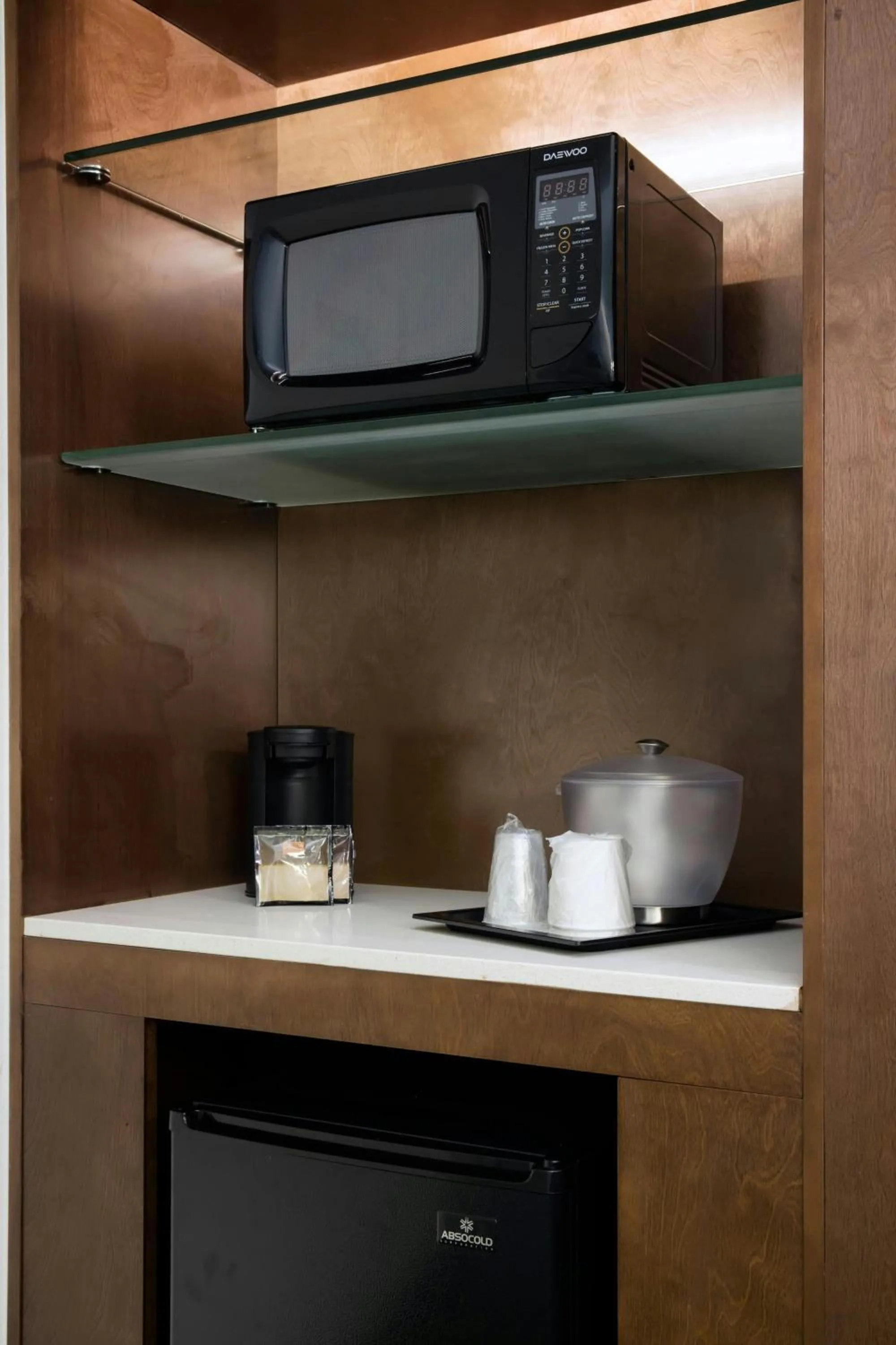 Photo of the whole room in SpringHill Suites by Marriott Orlando at FLAMINGO CROSSINGS Town Center-Western Entrance