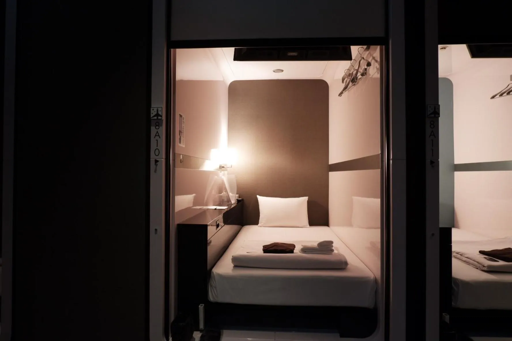 Photo of the whole room, Bed in First Cabin Shinbashi Atagoyama