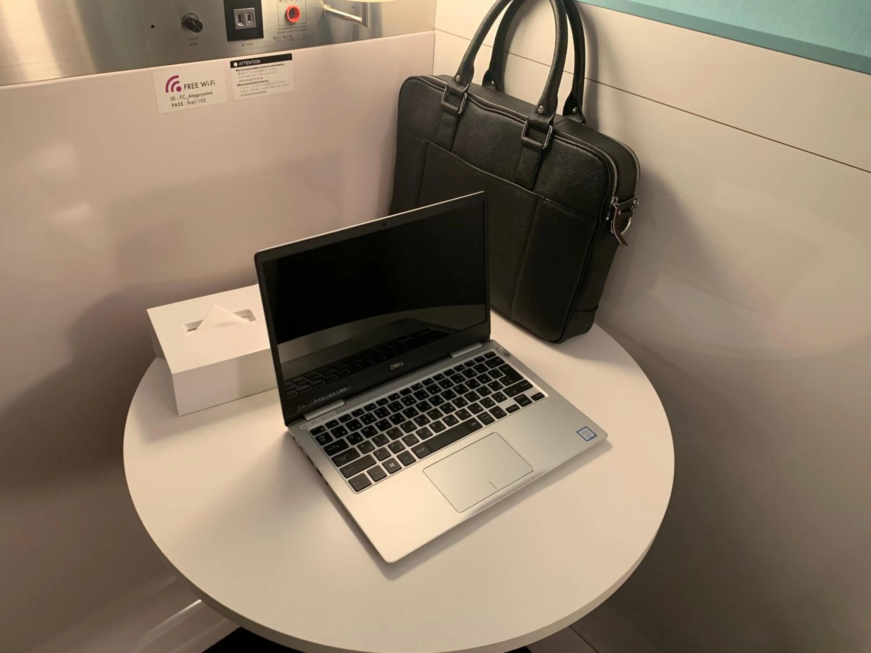 Photo of the whole room in First Cabin Shinbashi Atagoyama