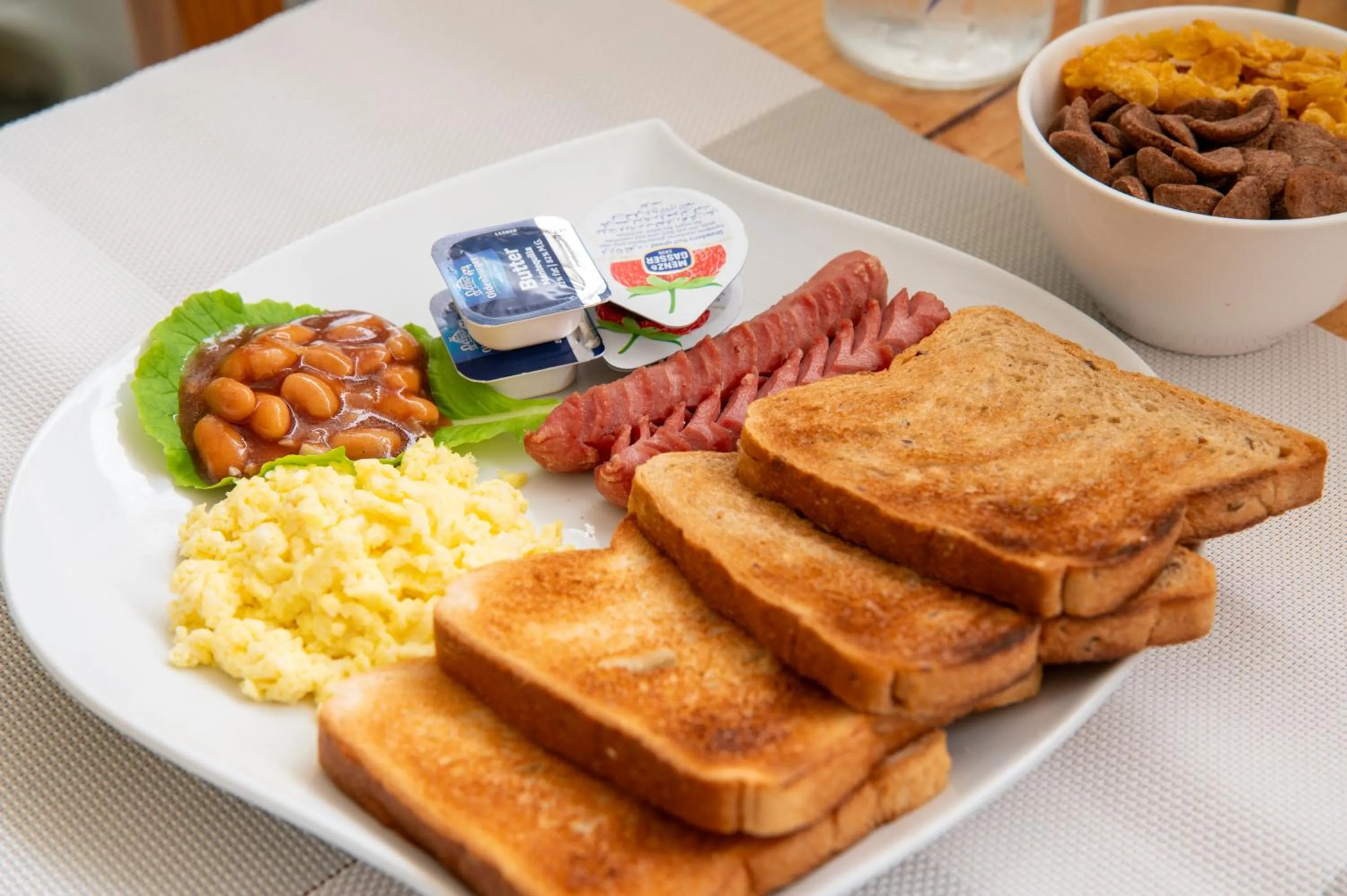 Continental breakfast in Biosphere Inn
