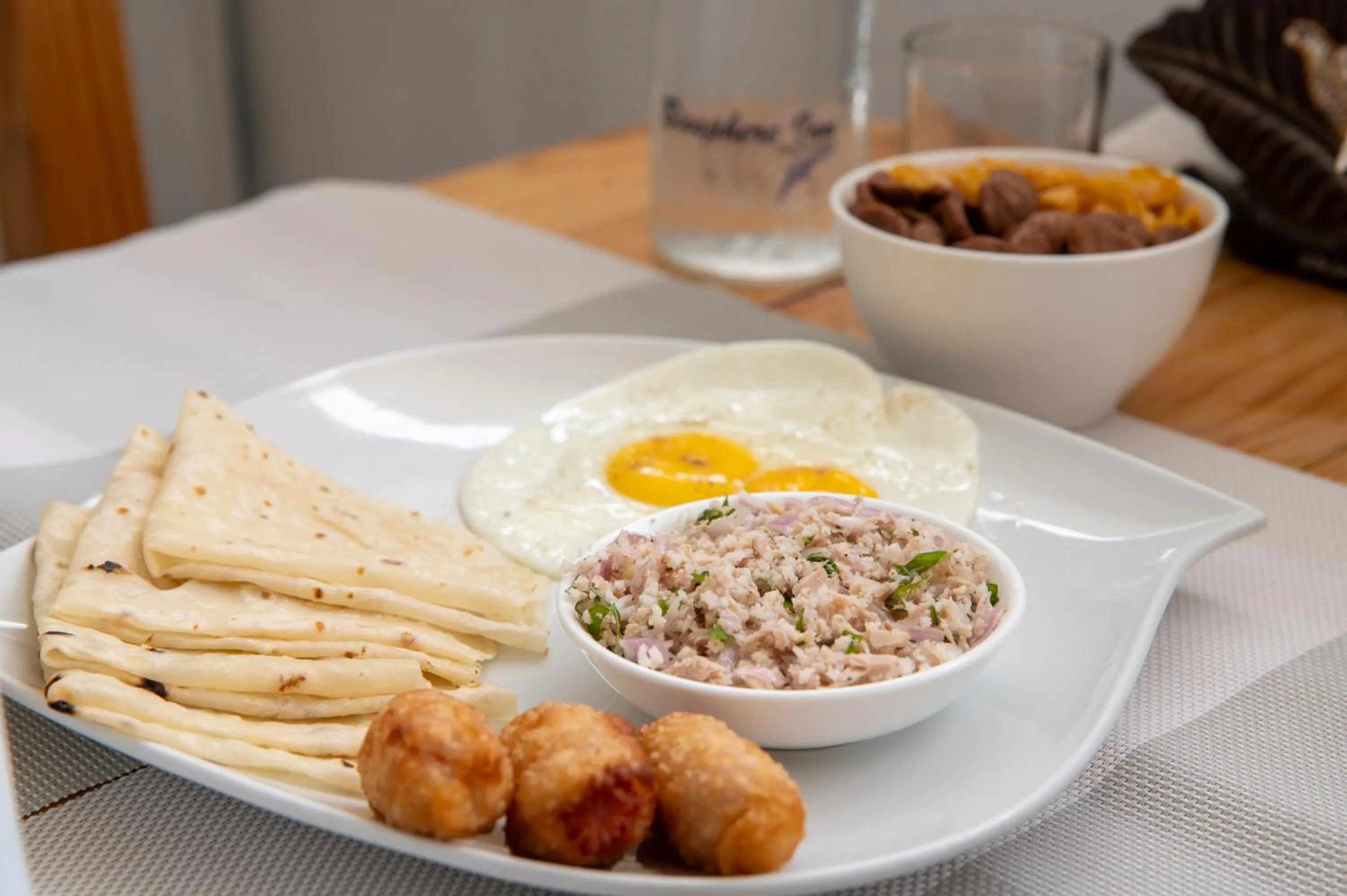 Breakfast in Biosphere Inn