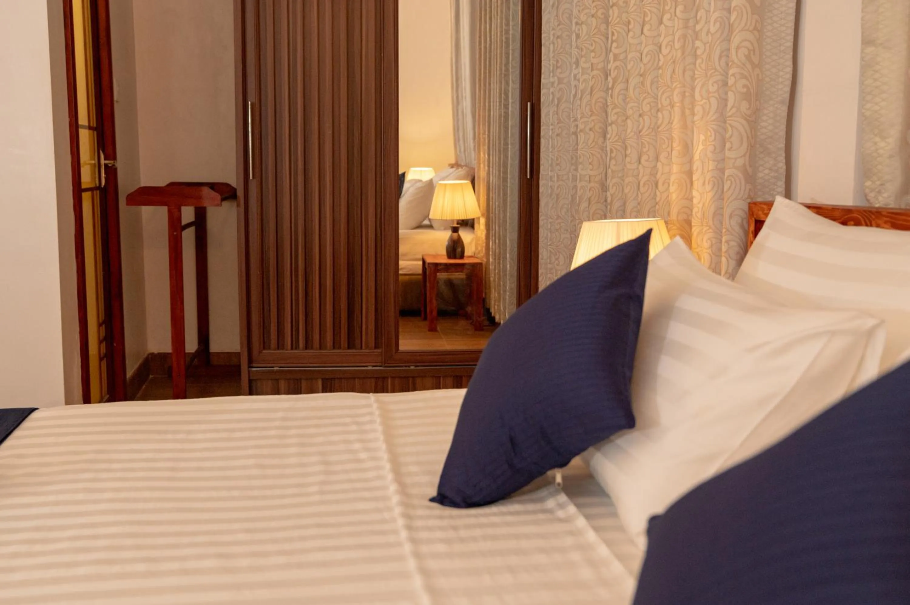 Bedroom, Bed in Biosphere Inn