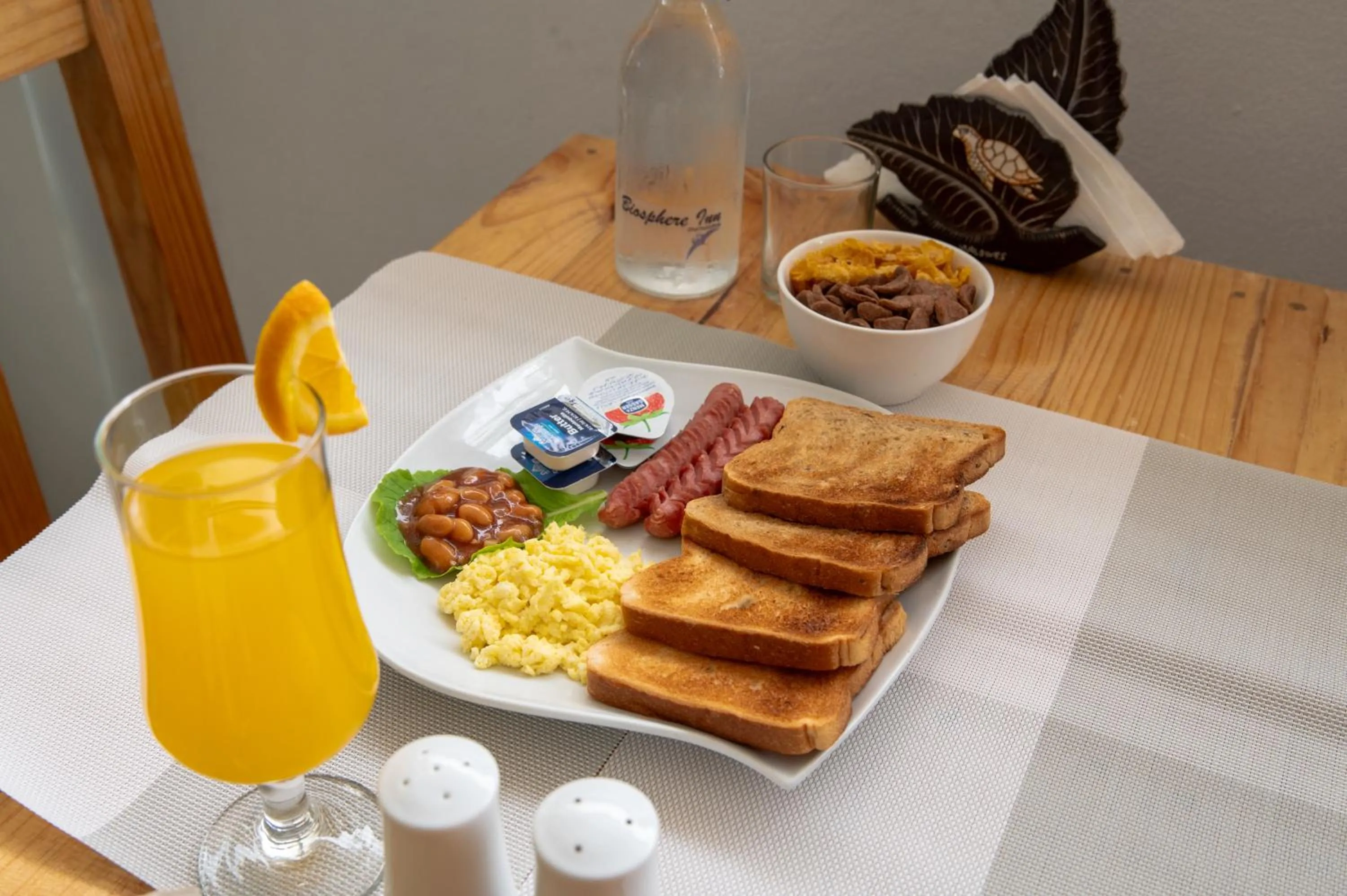 Continental breakfast in Biosphere Inn