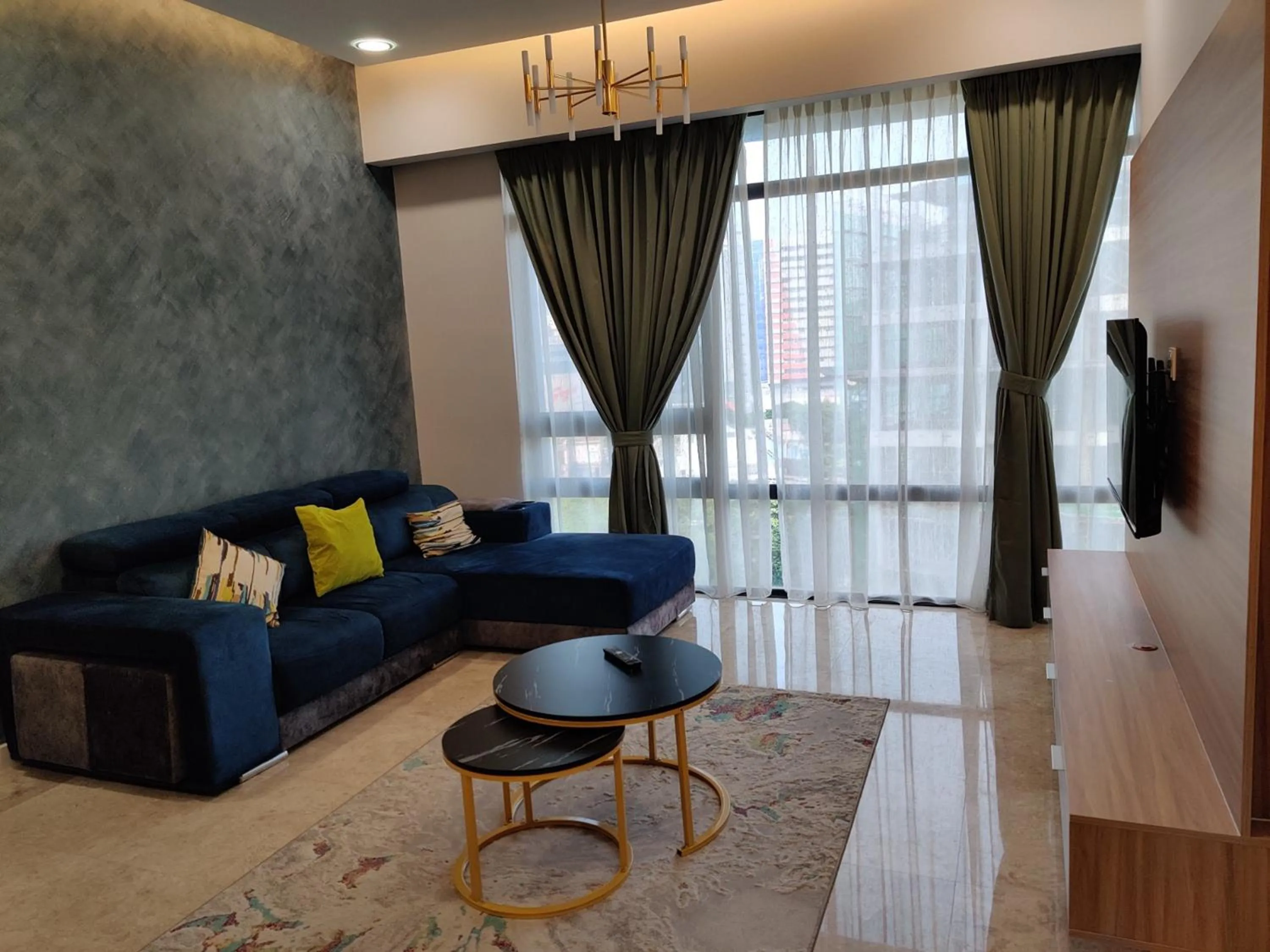 Seating area in Leo Guesthouse at Anggun Residence Suite