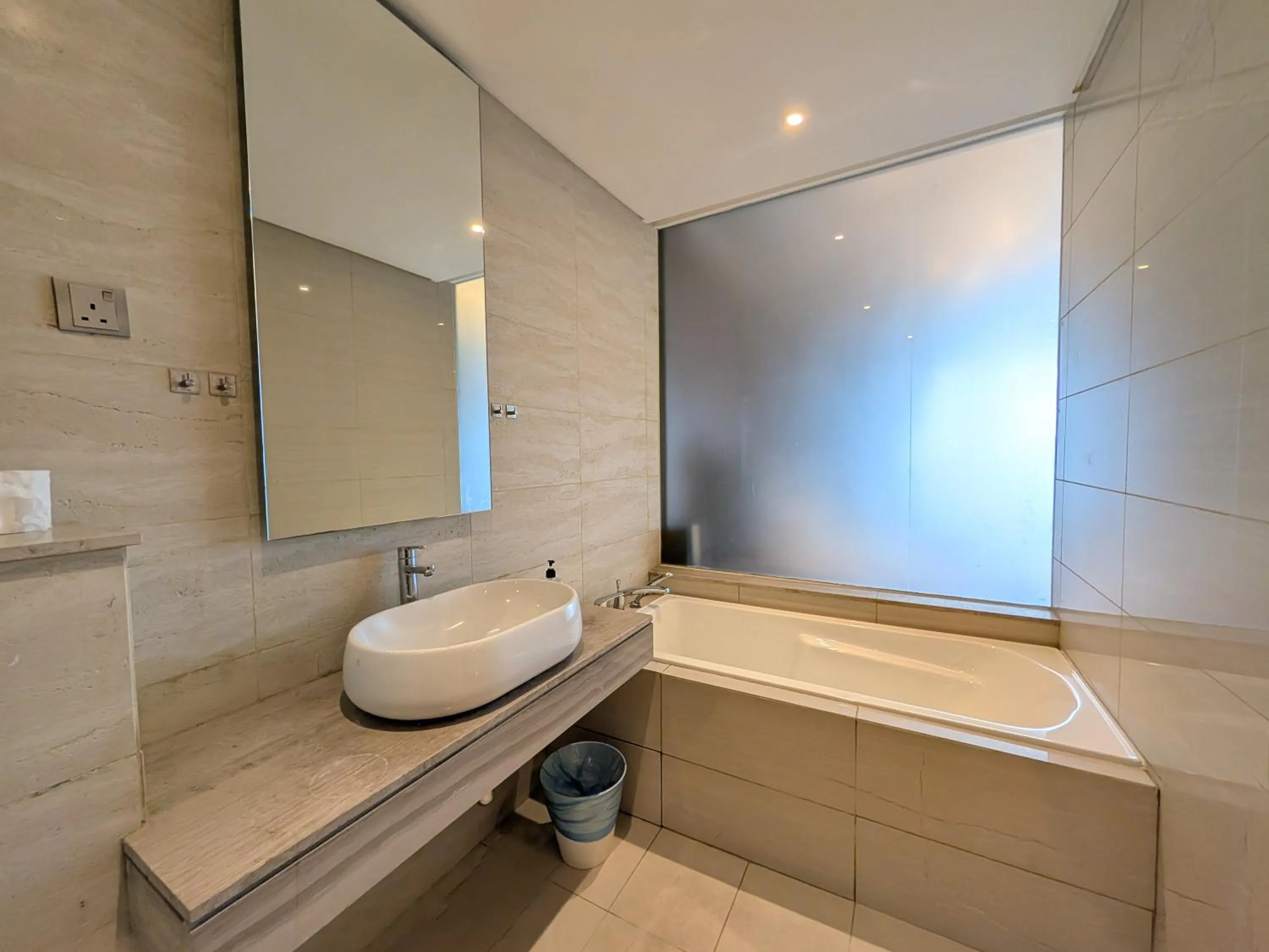 Bathroom in Leo Guesthouse at Anggun Residence Suite