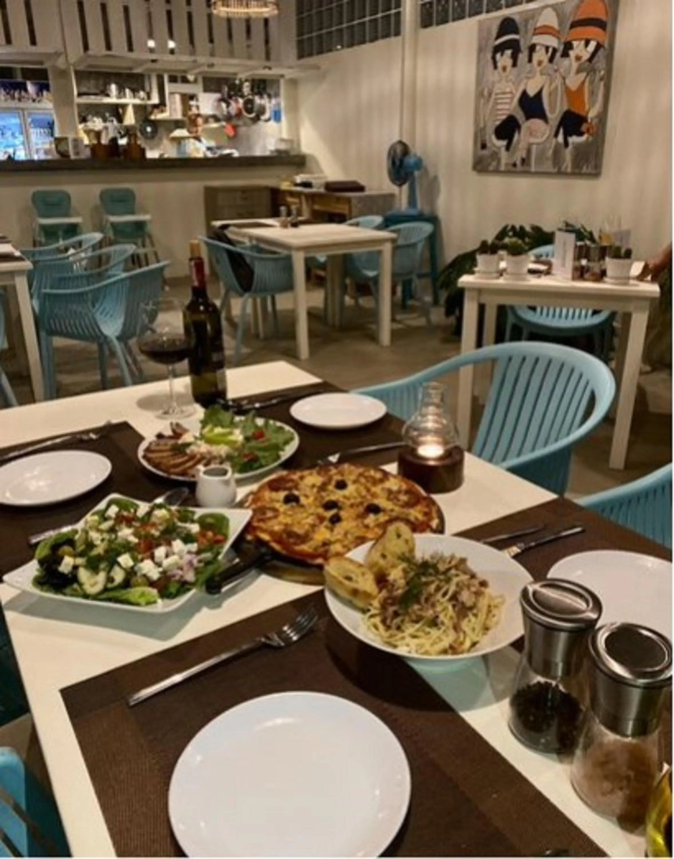 Dining area in Le Petit Saint Tropez