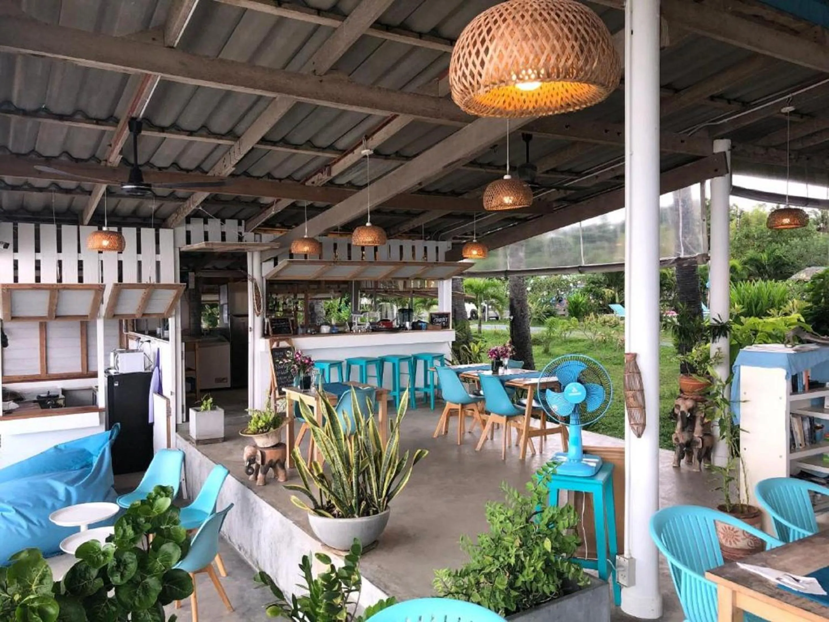 Restaurant/places to eat in Le Petit Saint Tropez