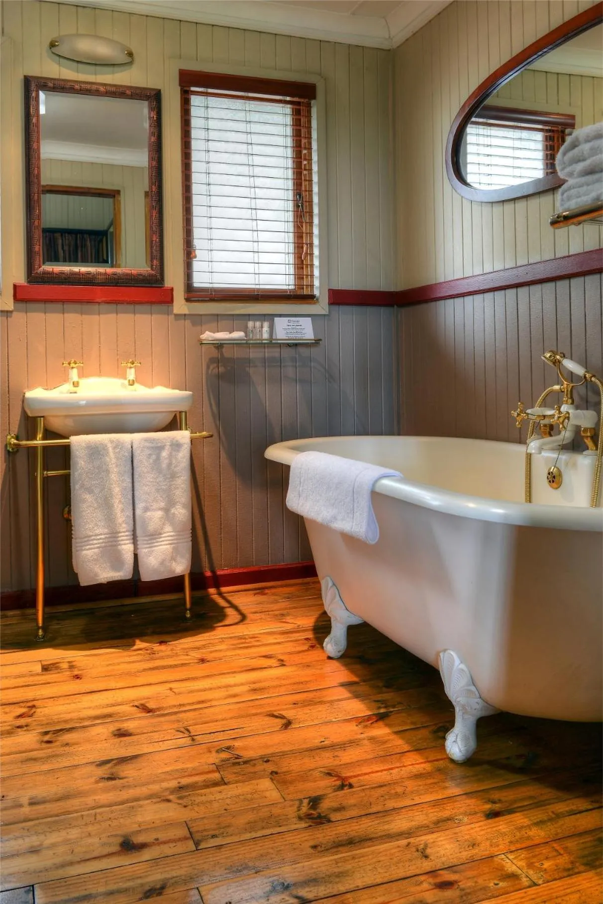 Bathroom in Emerald Resort & Casino