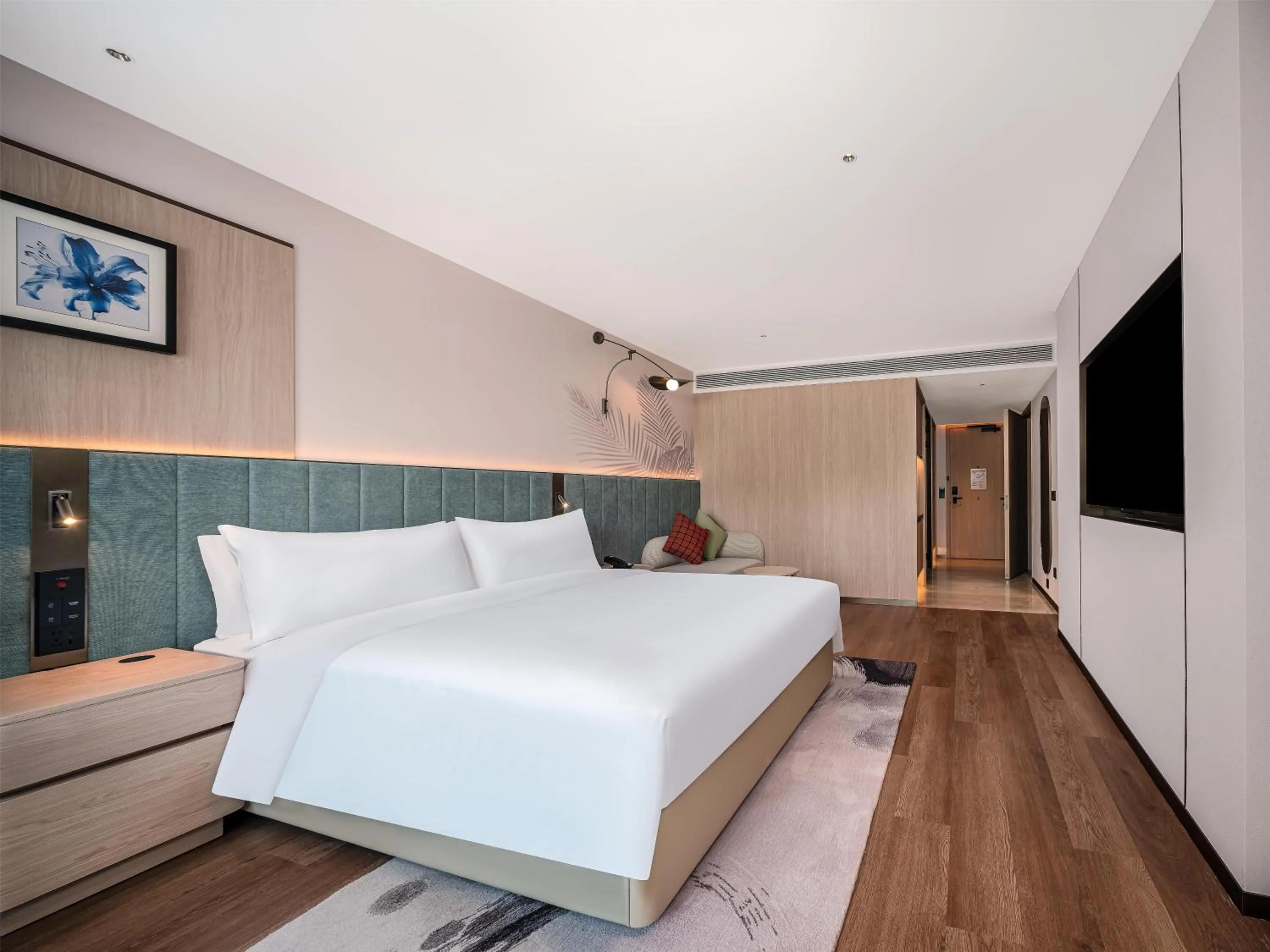 Bed in Hilton Garden Inn Zhoushan Mount Putuo