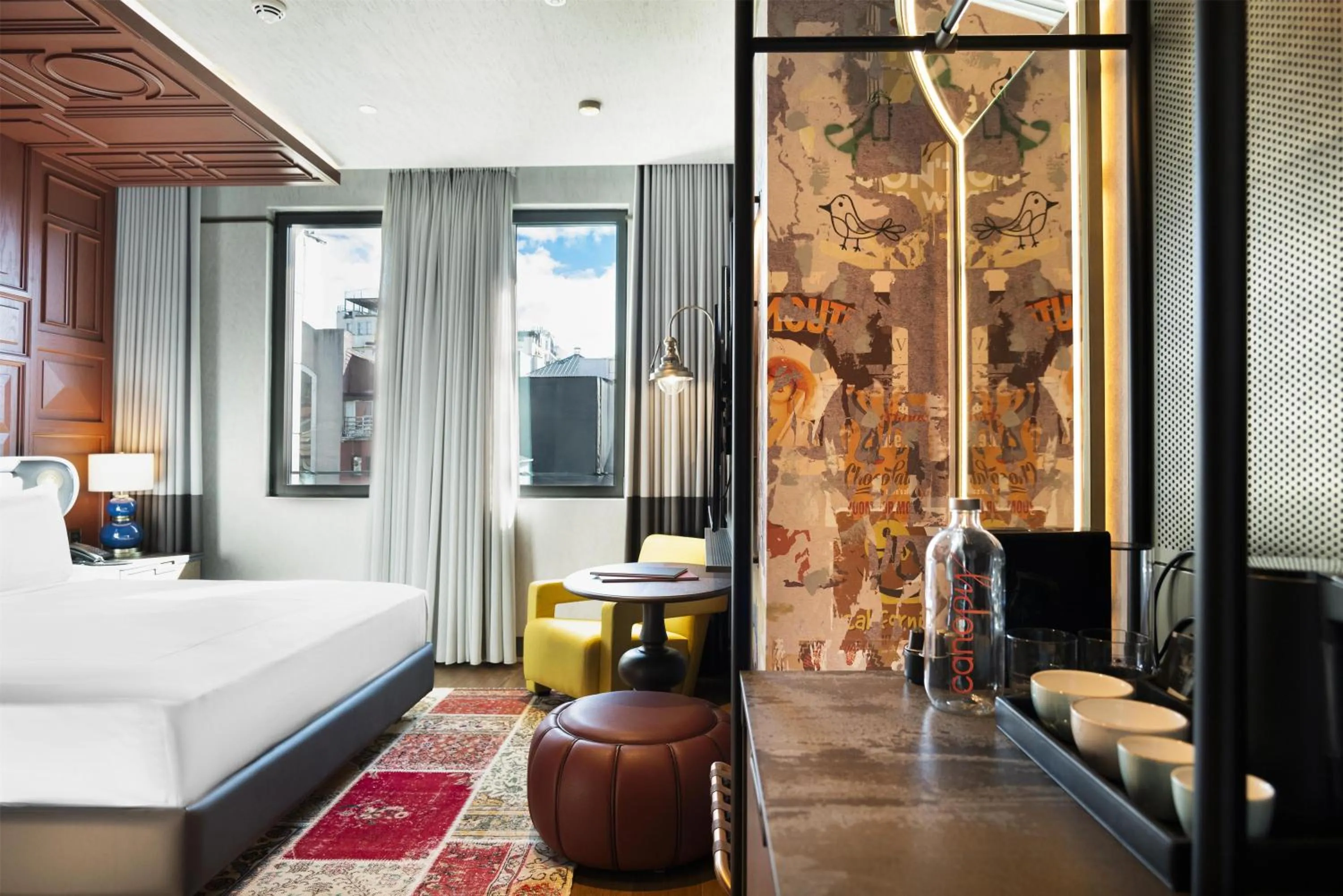 Bedroom, Bed in Canopy By Hilton Istanbul Taksim