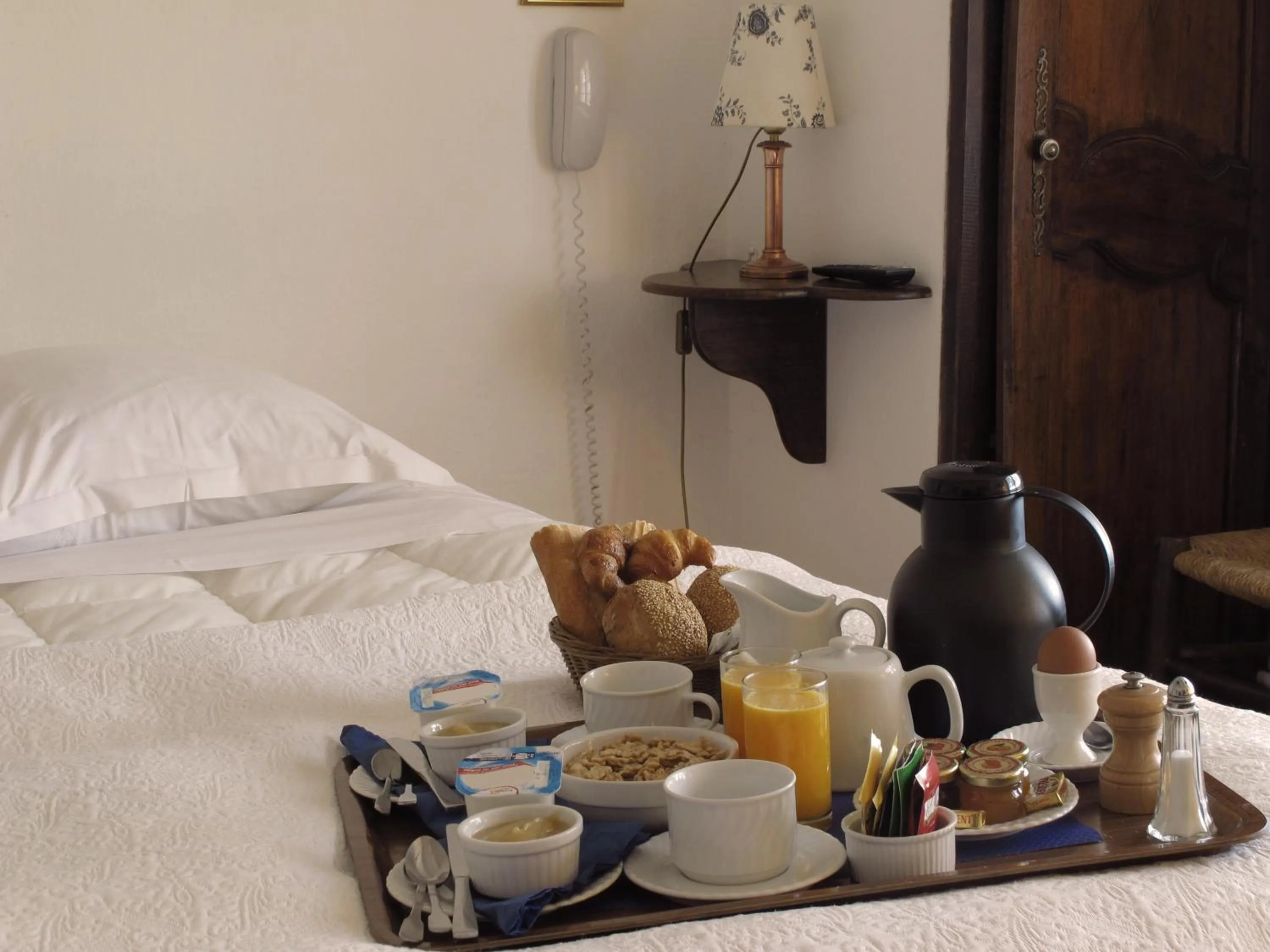 Decorative detail, Bed in Cacharel