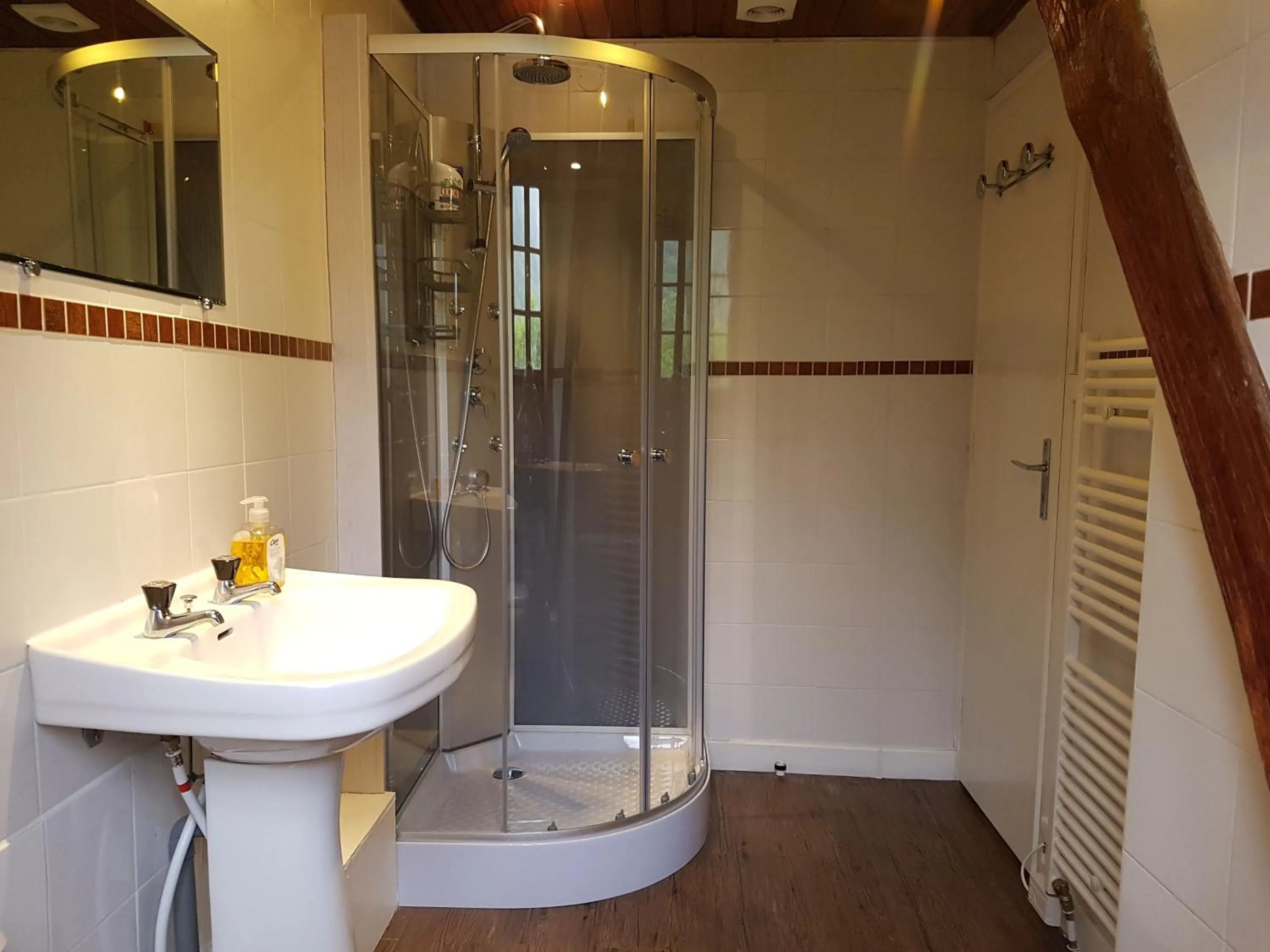 Shower in Villa Gracieuse