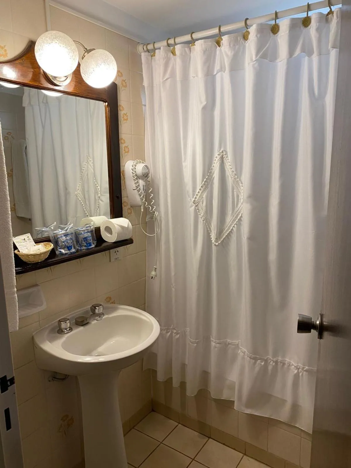 Bathroom in Hotel Concorde