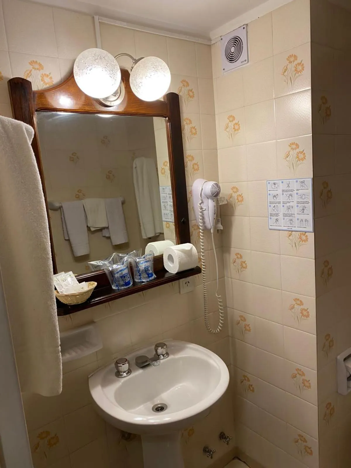 Bathroom in Hotel Concorde