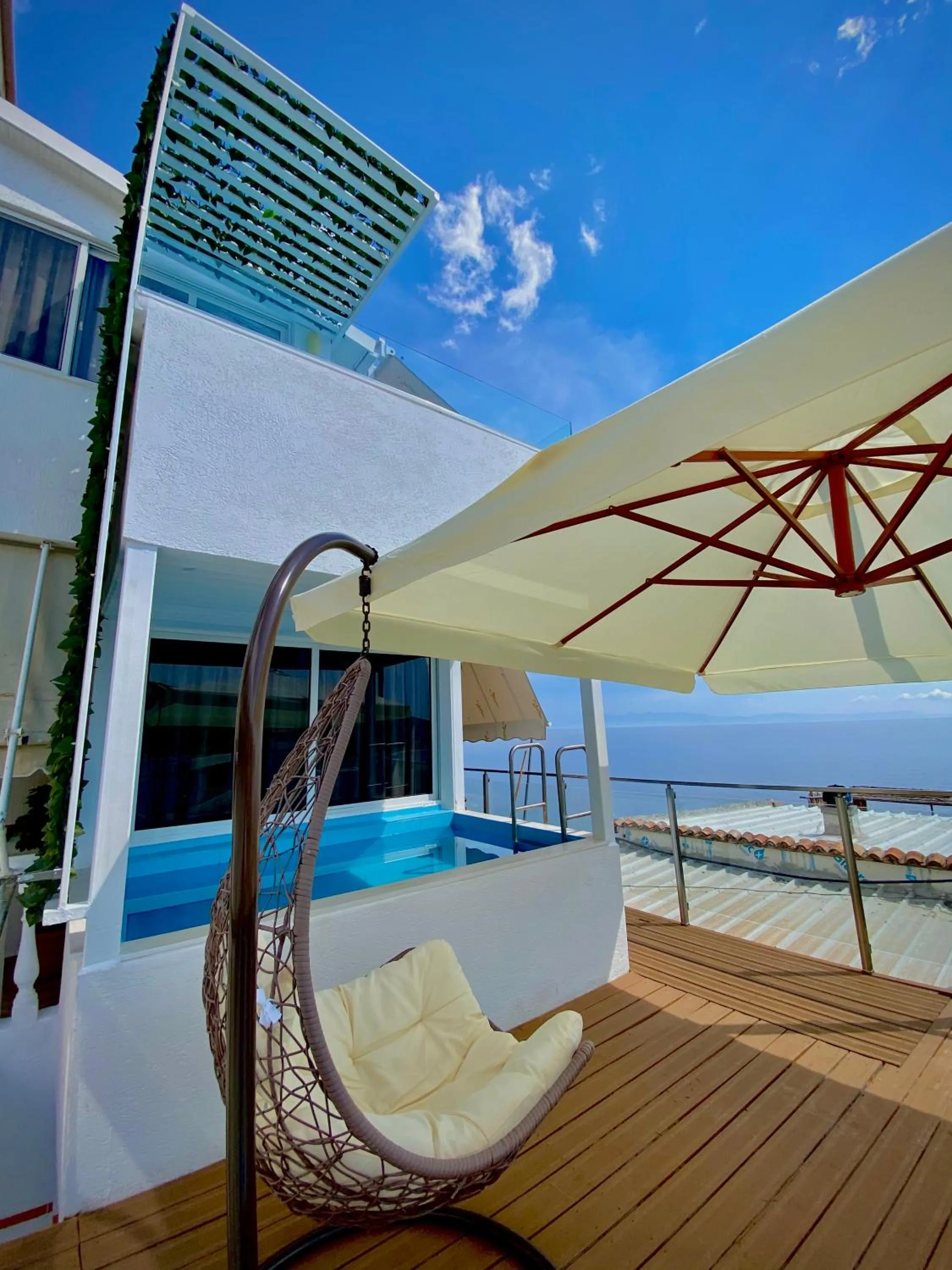 Property building in Qeparo Napolon Complex