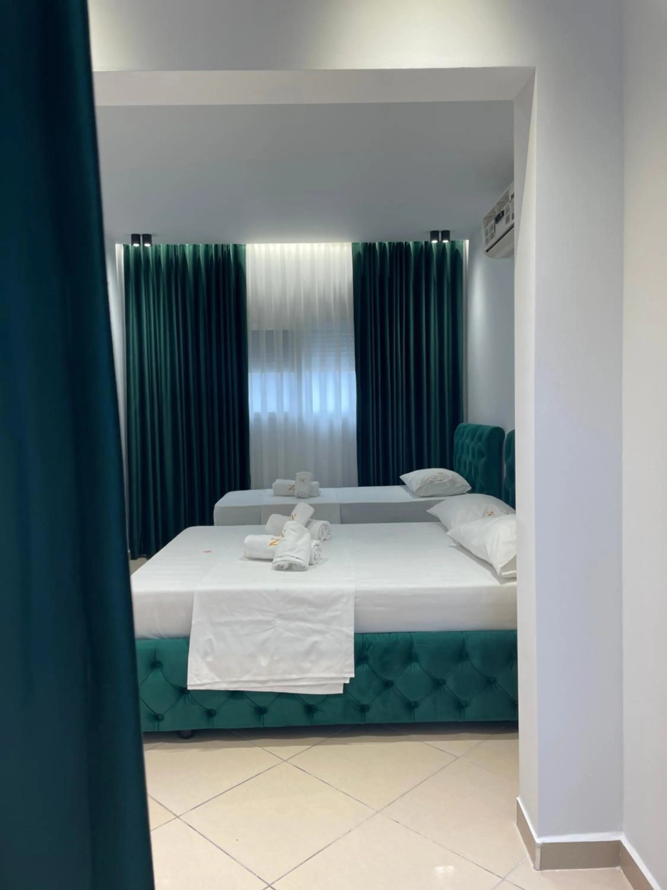 Bedroom, Bed in Qeparo Napolon Complex