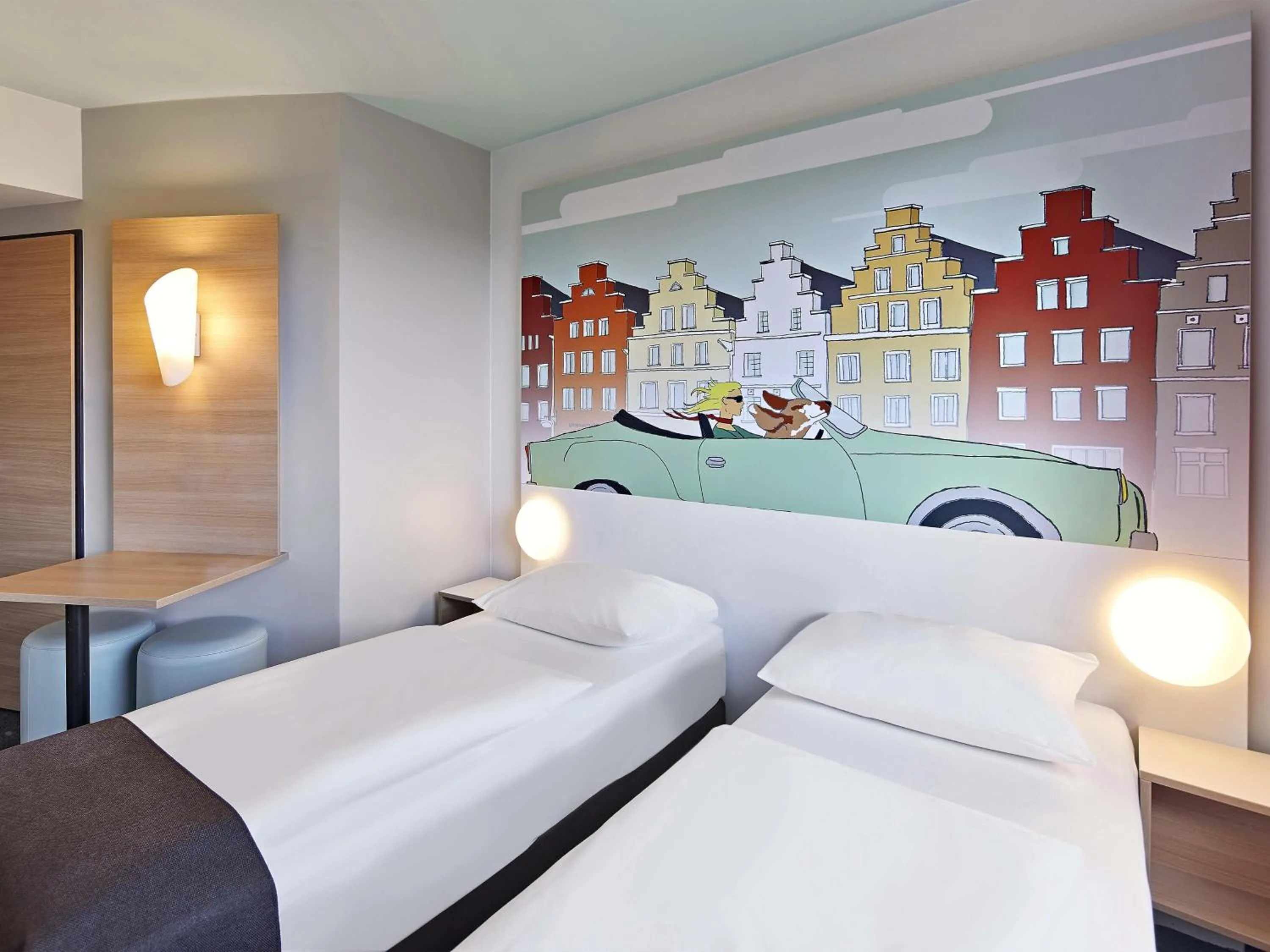 Photo of the whole room, Bed in B&B Hotel Osnabrück