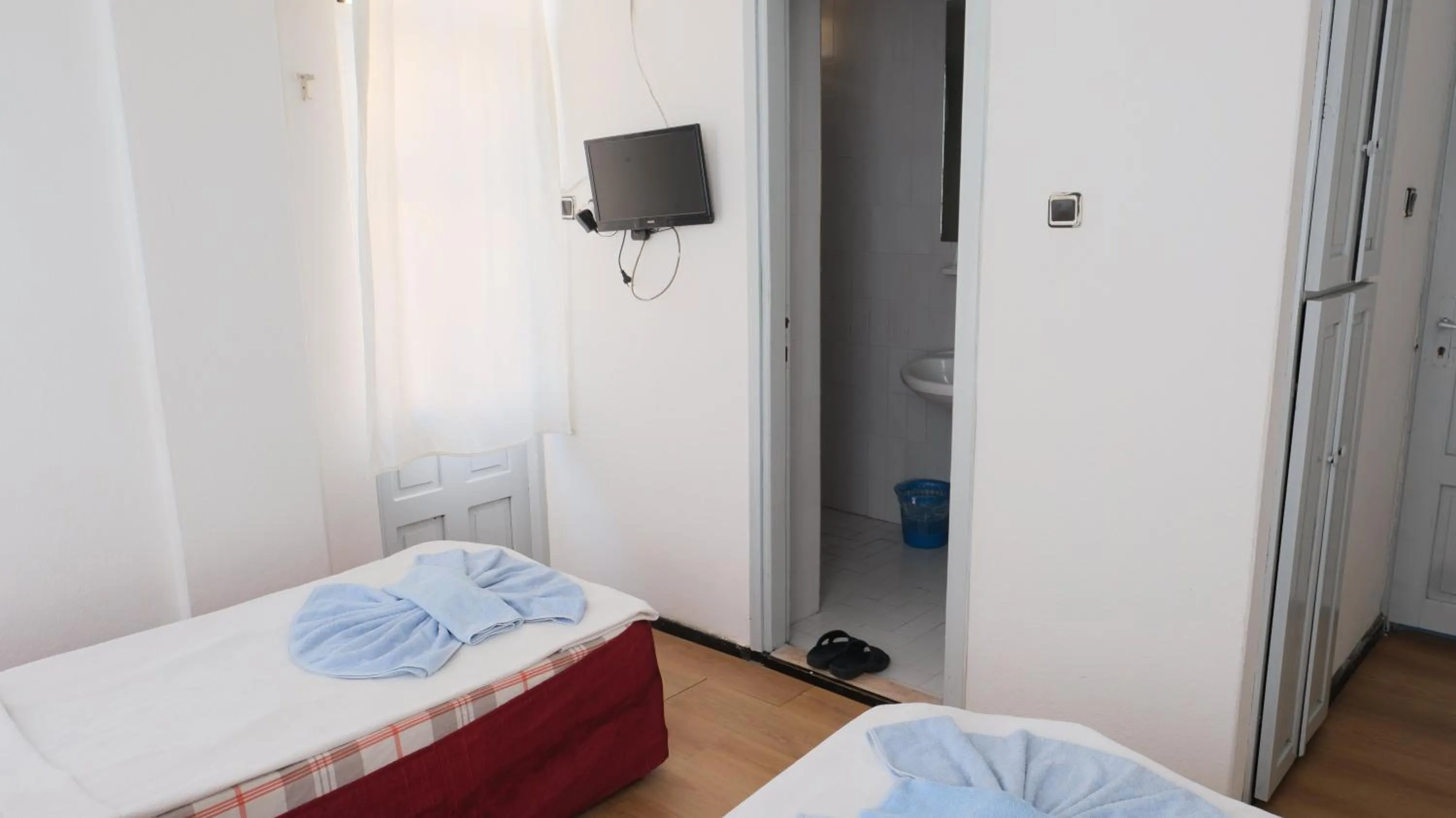 TV and multimedia, Bed in Hisar Otel