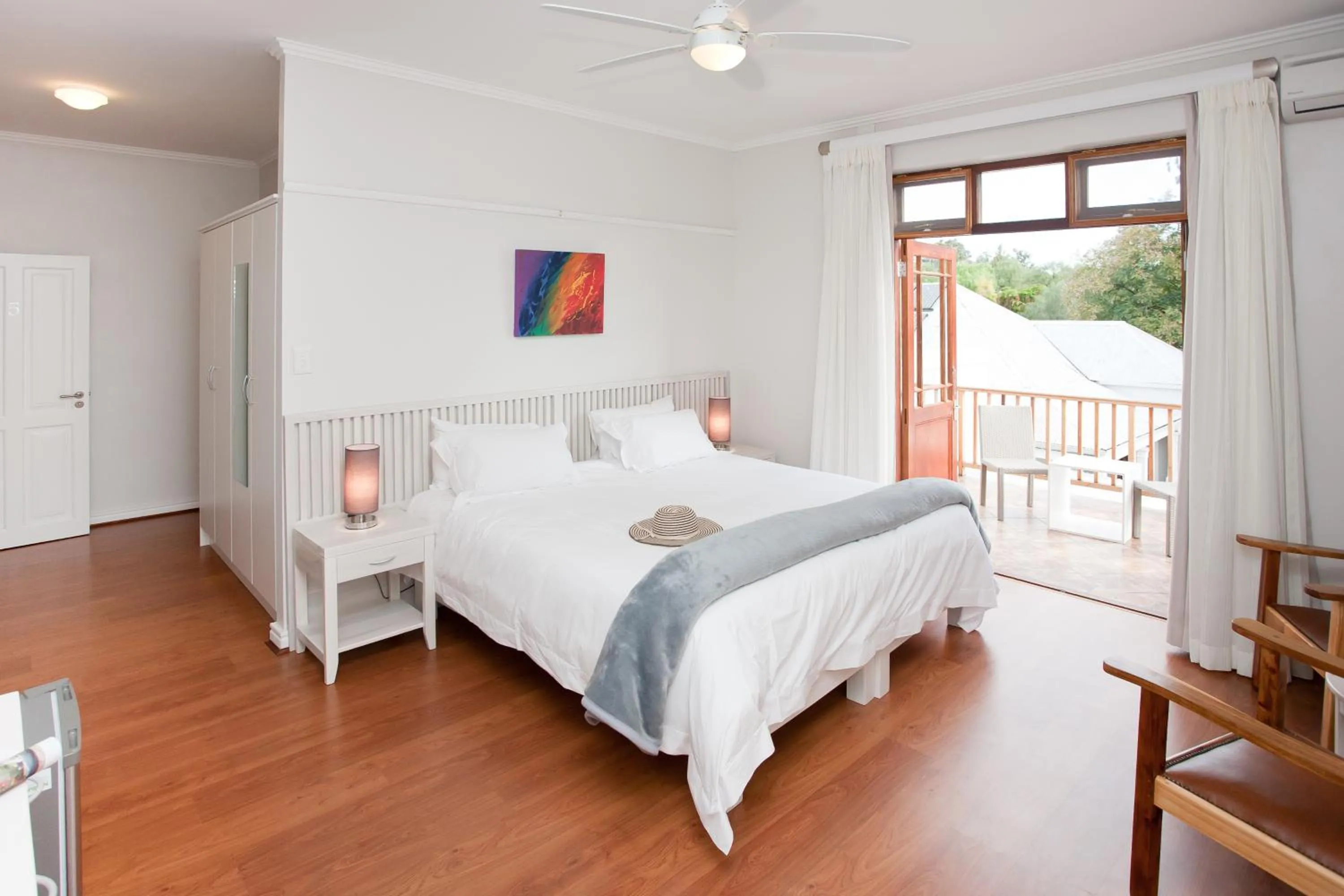 Photo of the whole room, Bed in The Queen Of Calitzdorp