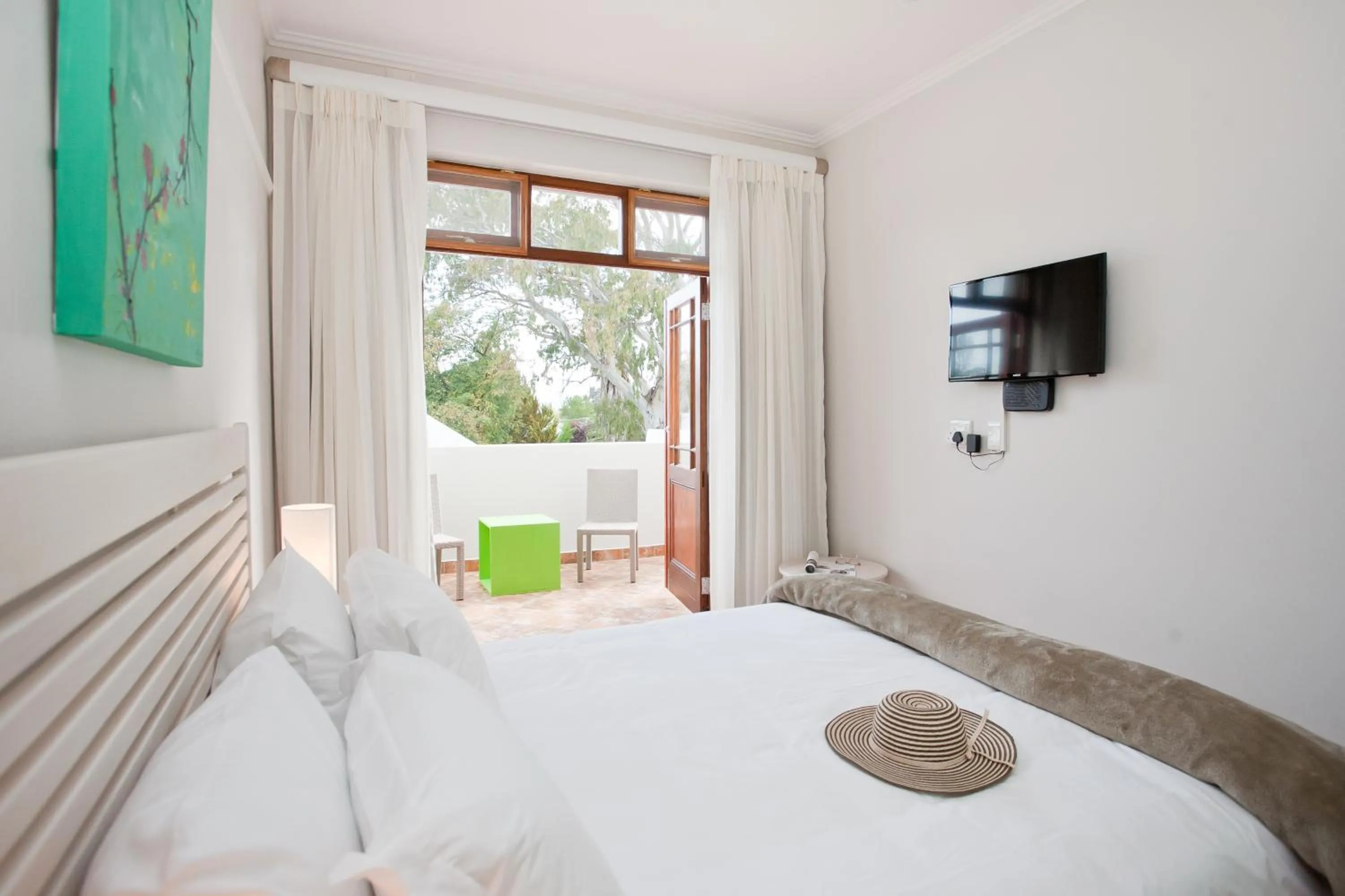 TV and multimedia, Bed in The Queen Of Calitzdorp