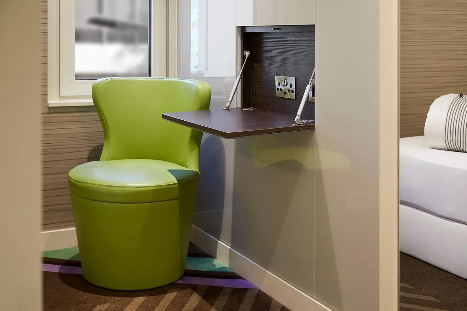 Bedroom, Bed in hub Edinburgh City Centre - Rose Street