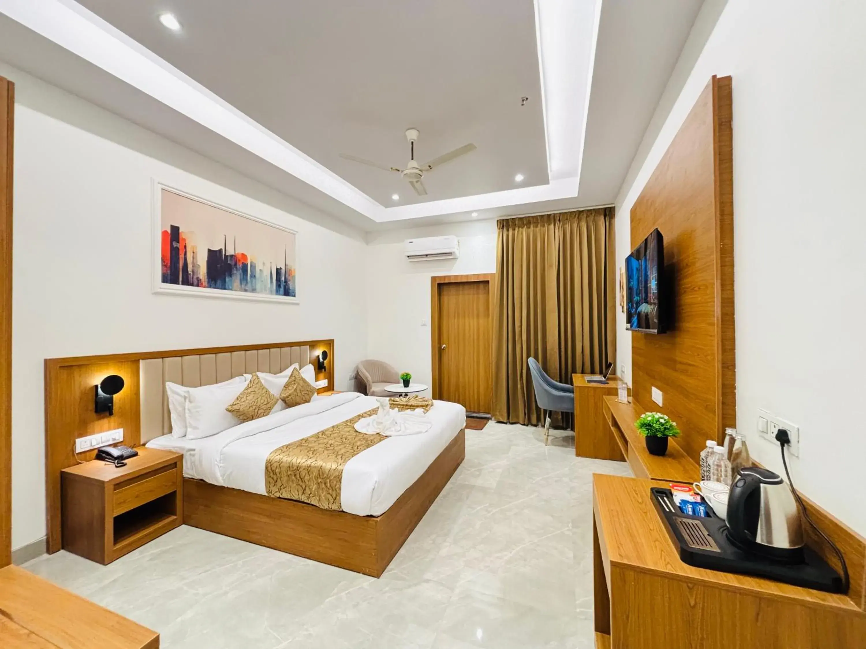 Deluxe Room in Arth Suites Lucknow Gomti Nagar Deluxe Room in Arth Suites Lucknow Gomti Nagar