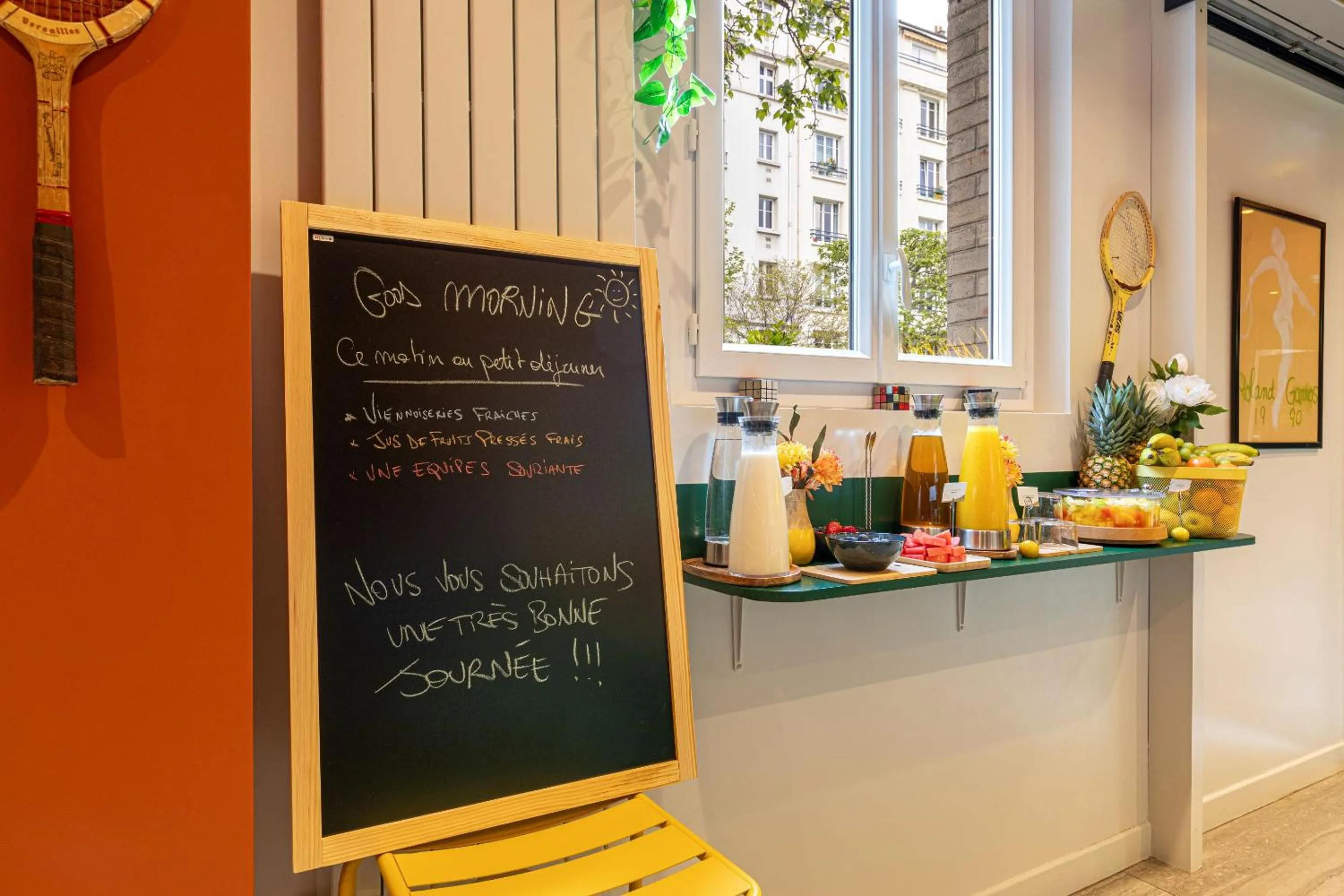 Breakfast in Hotel Olympic Paris Boulogne by Patrick Hayat