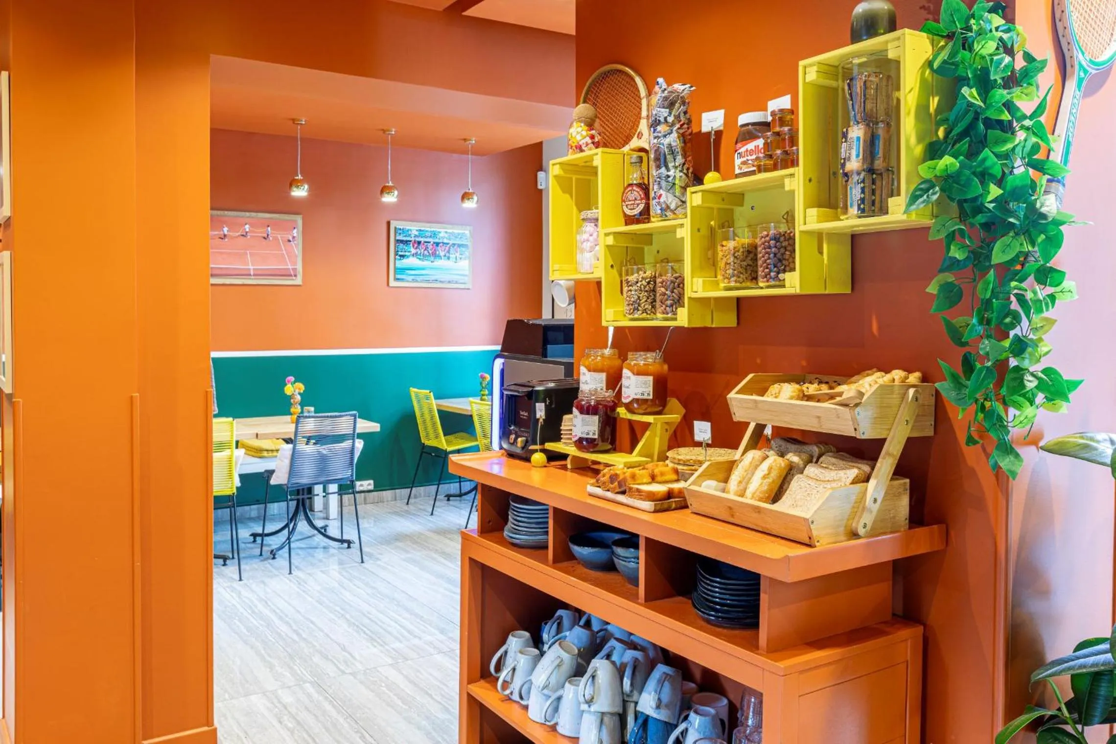 Breakfast in Hotel Olympic Paris Boulogne by Patrick Hayat