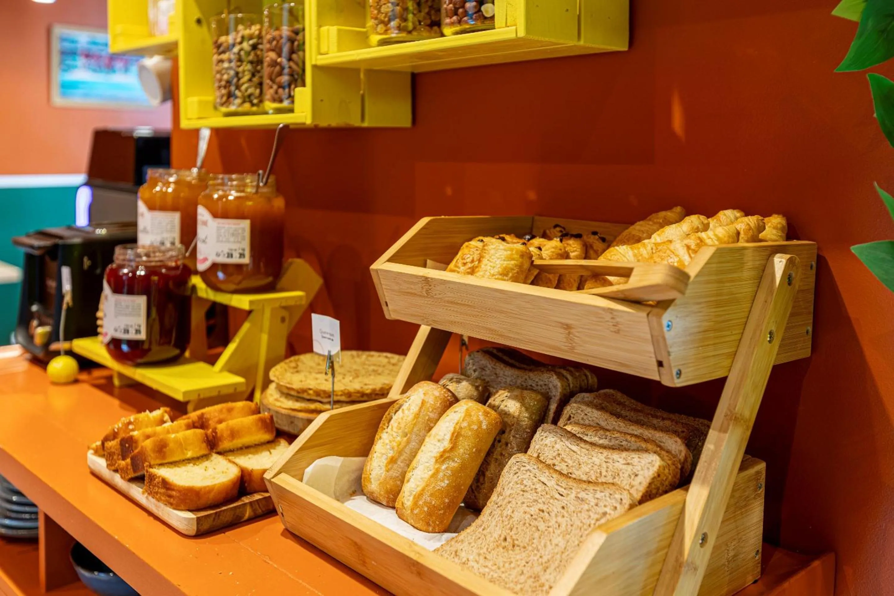 Food in Hotel Olympic Paris Boulogne by Patrick Hayat