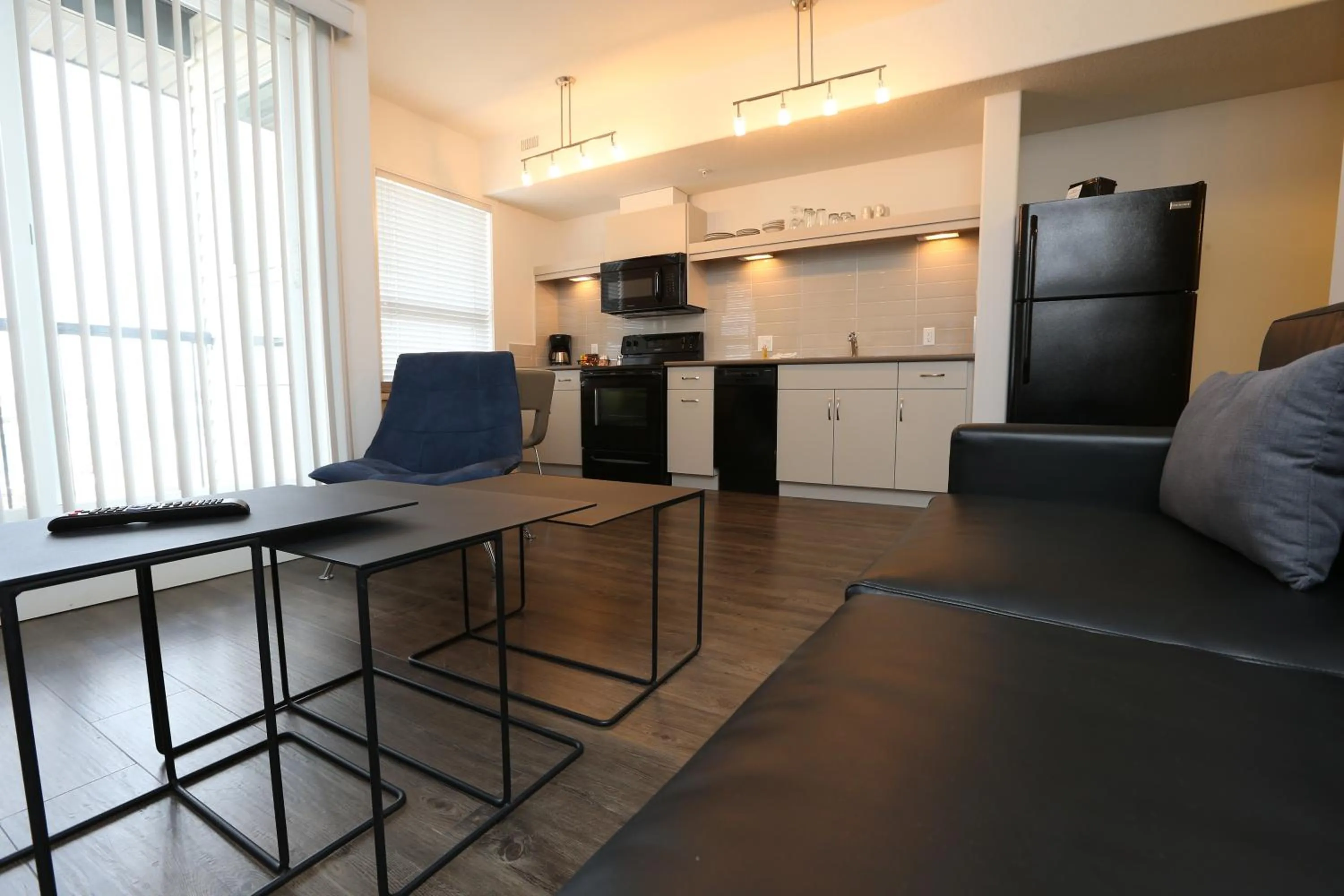 Patio, Kitchen/Kitchenette in Ramada by Wyndham Fort McMurray