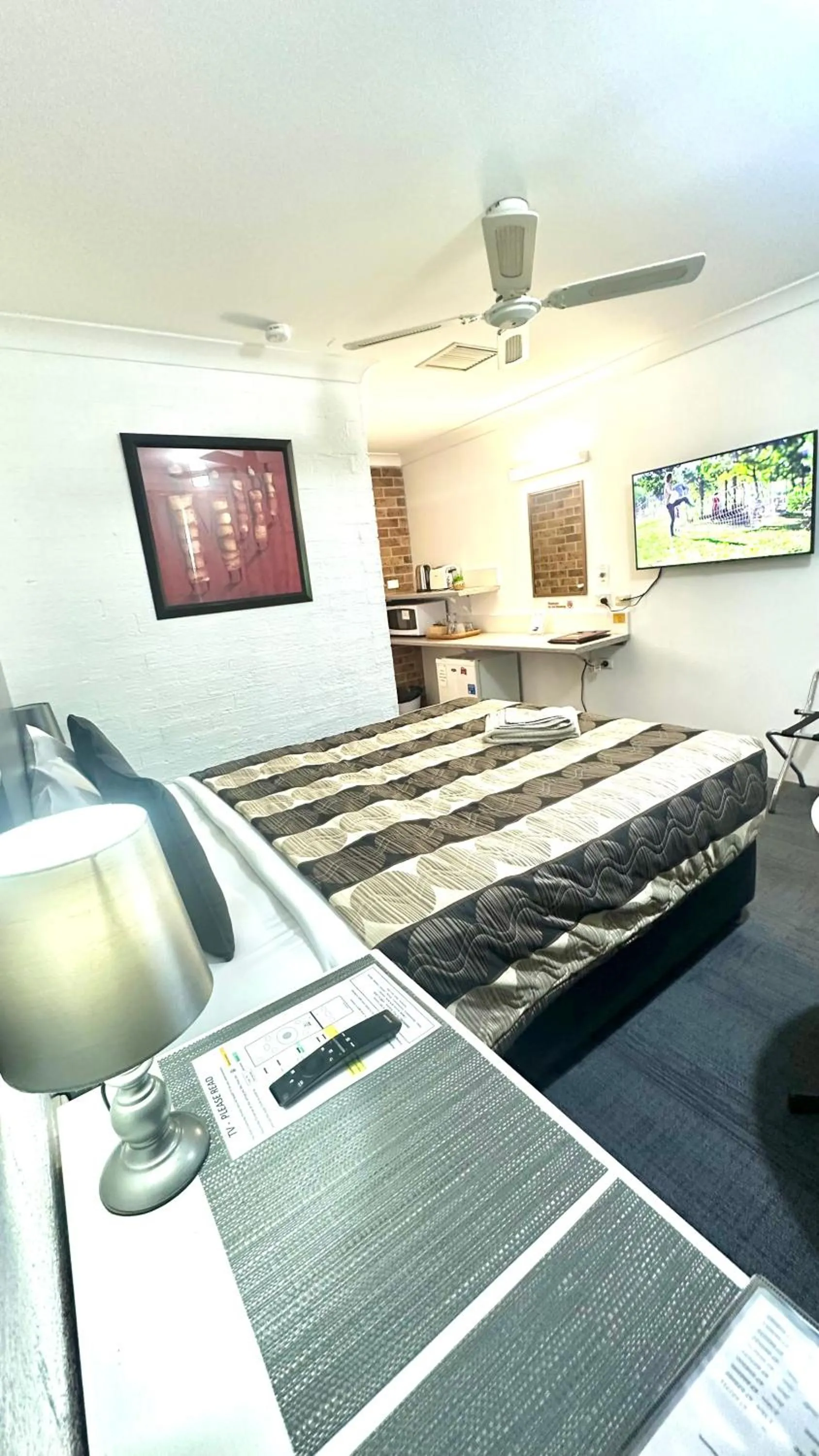 Golden Grain Motor Inn