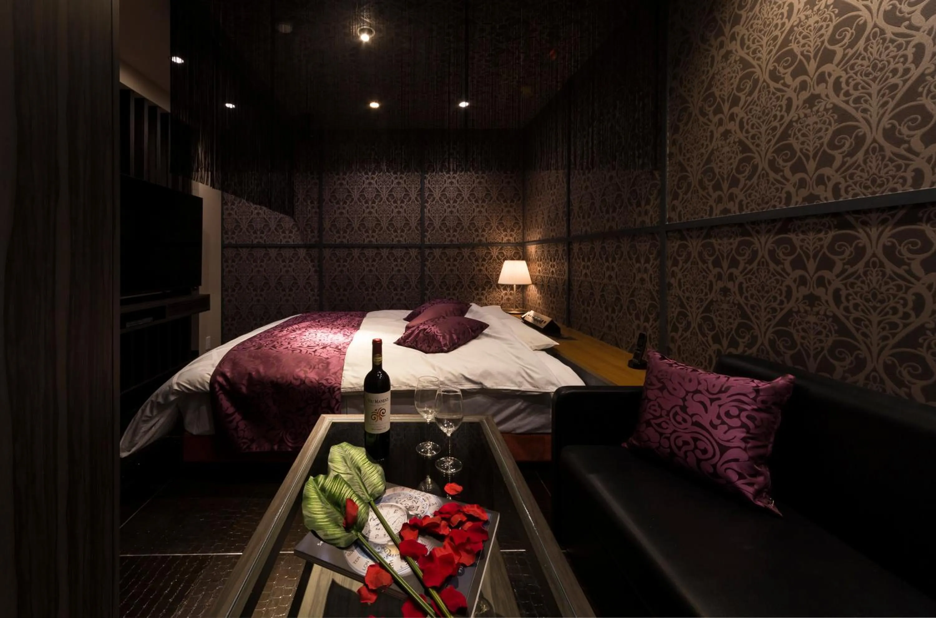 Photo of the whole room, Bed in HOTEL FINE - INTO THE PREMlUM -