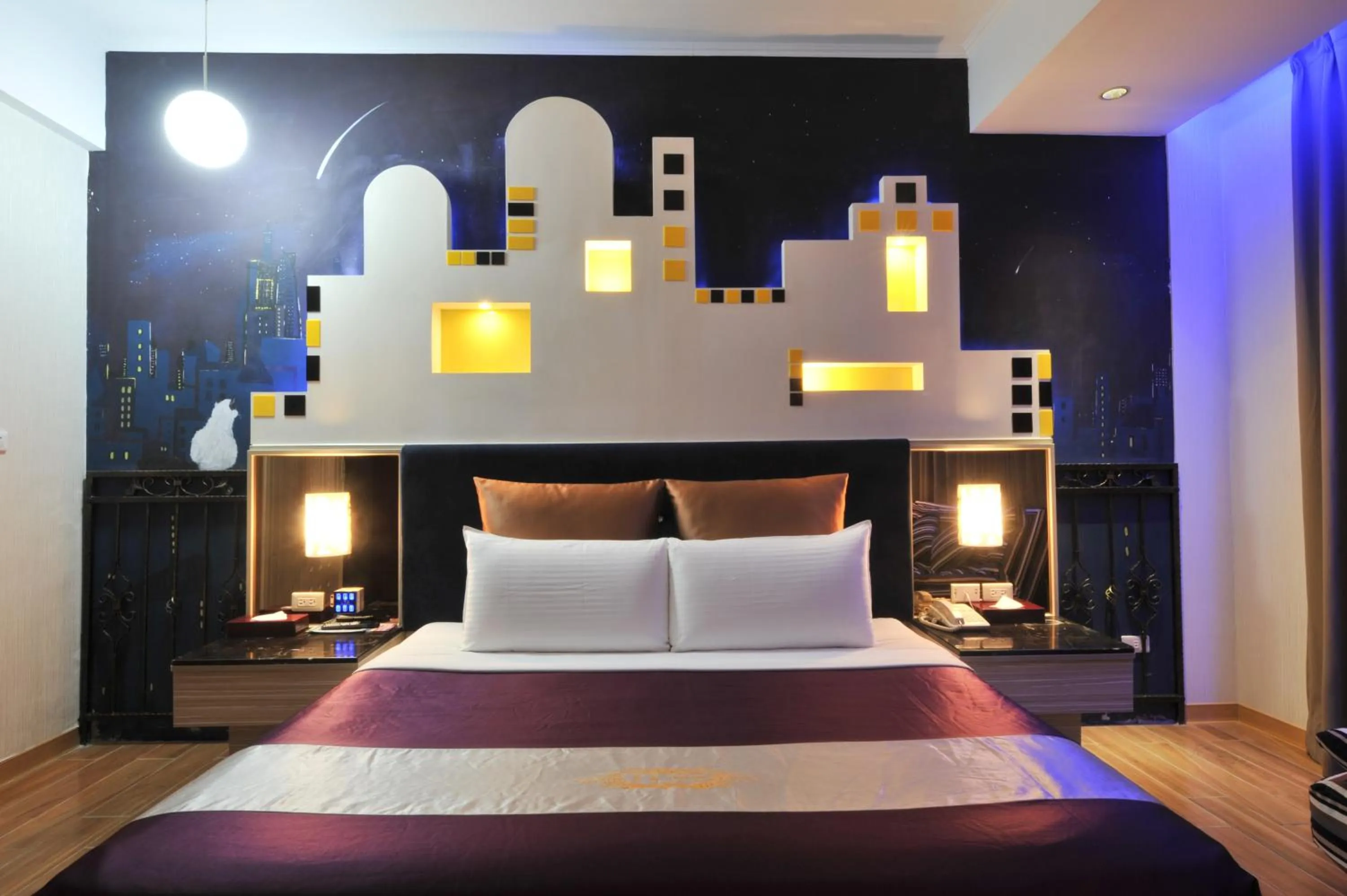 Decorative detail, Bed in ZJ Motel