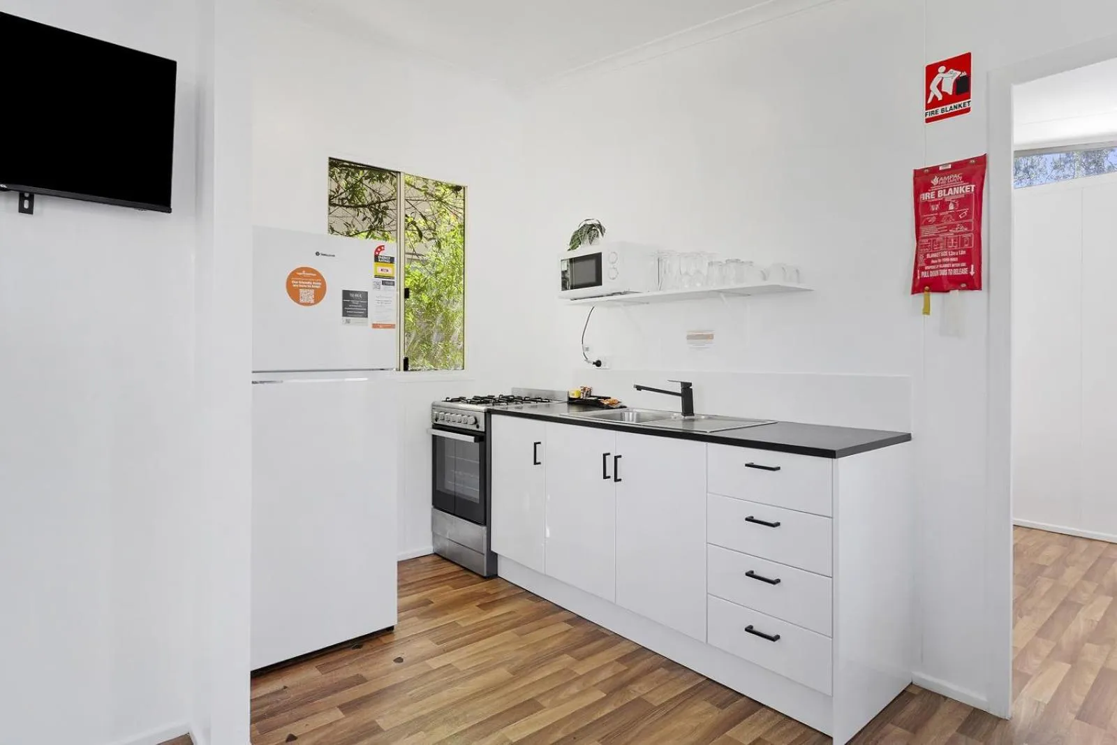 kitchen in Ingenia Holidays Byron Bay