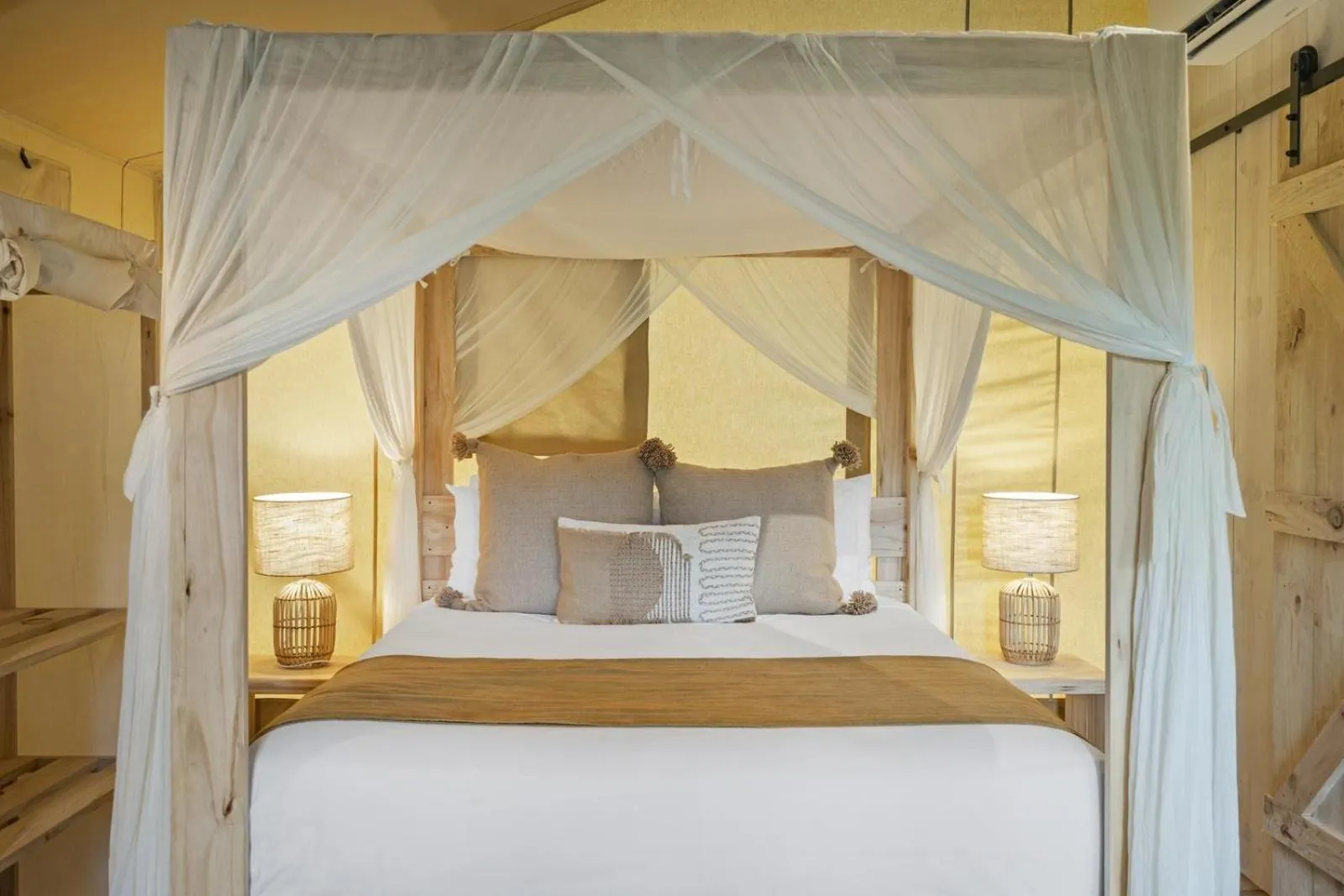 Bed in Ingenia Holidays Byron Bay